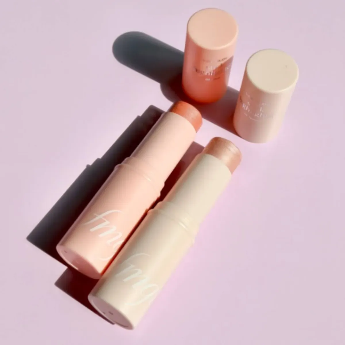 fmgt-thanh-bat-sang-dang-thoi-veil-glow-stick-highlighter-10g-10