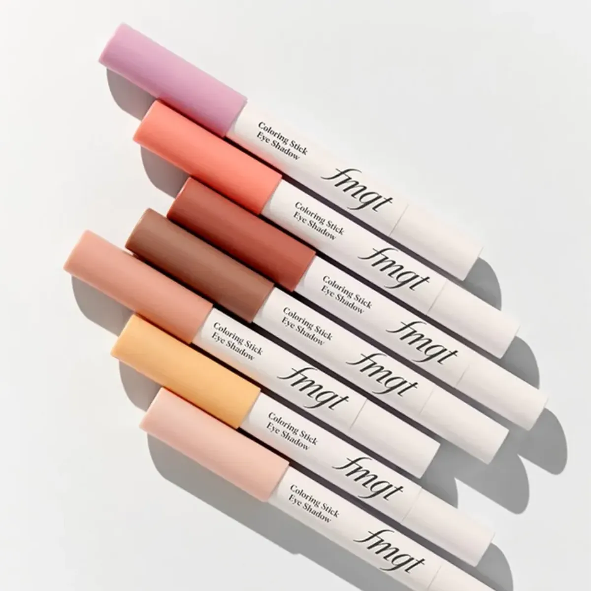 but-sap-trang-diem-mat-the-face-shop-coloring-stick-eyeshadow-13g-4