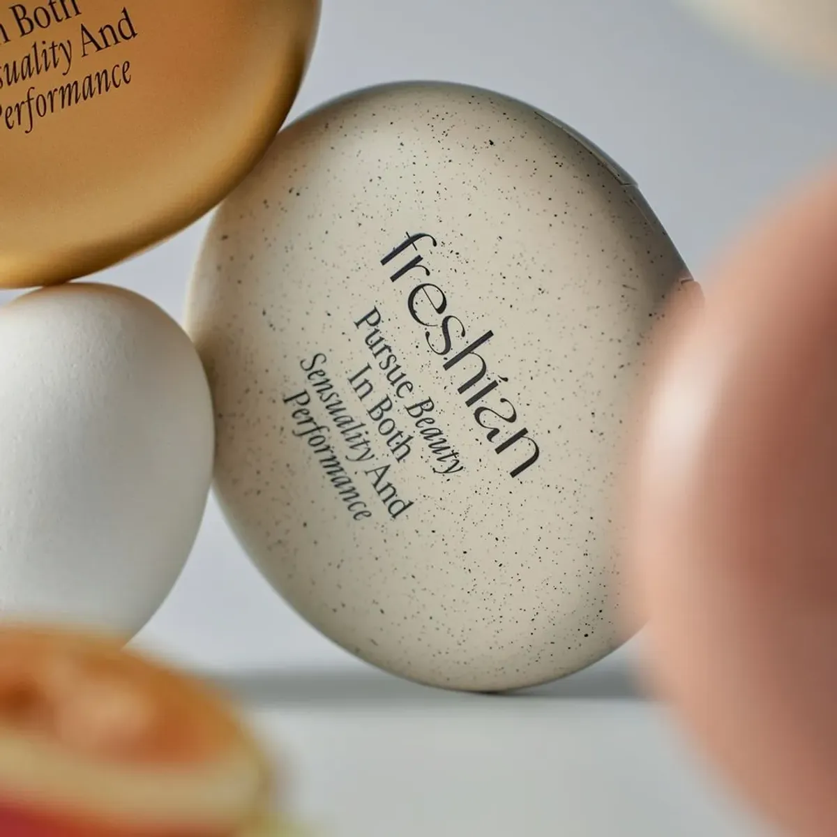 phan-nuoc-thuan-chay-freshian-nang-tong-da-egg-like-tone-up-cushion-vegan-spf33-pa-12g-8