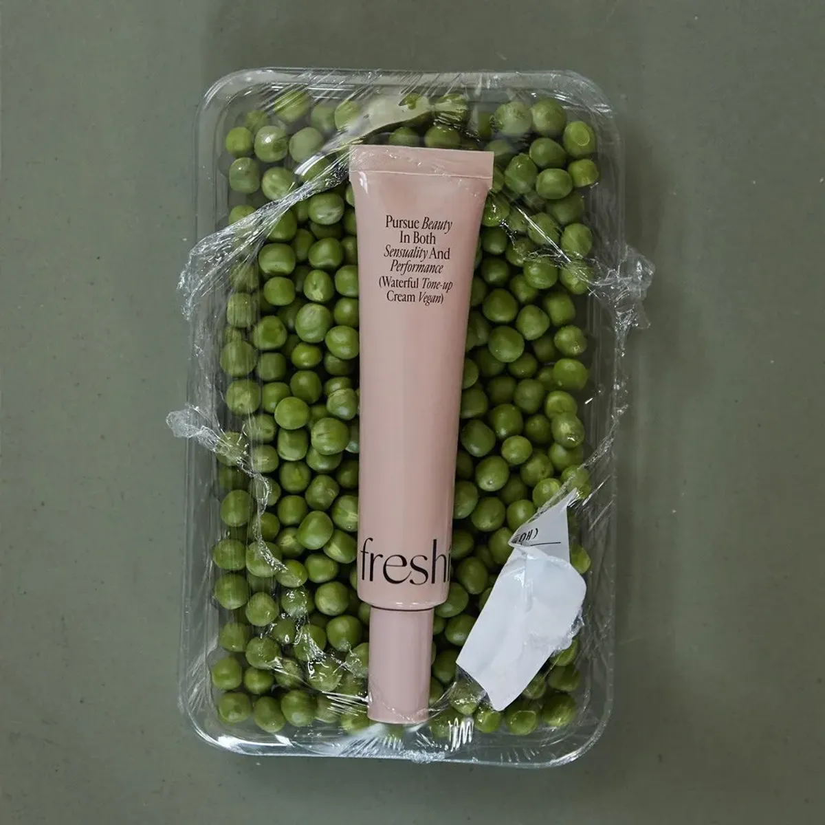 kem-lot-thuan-chay-freshian-nang-tong-waterful-7