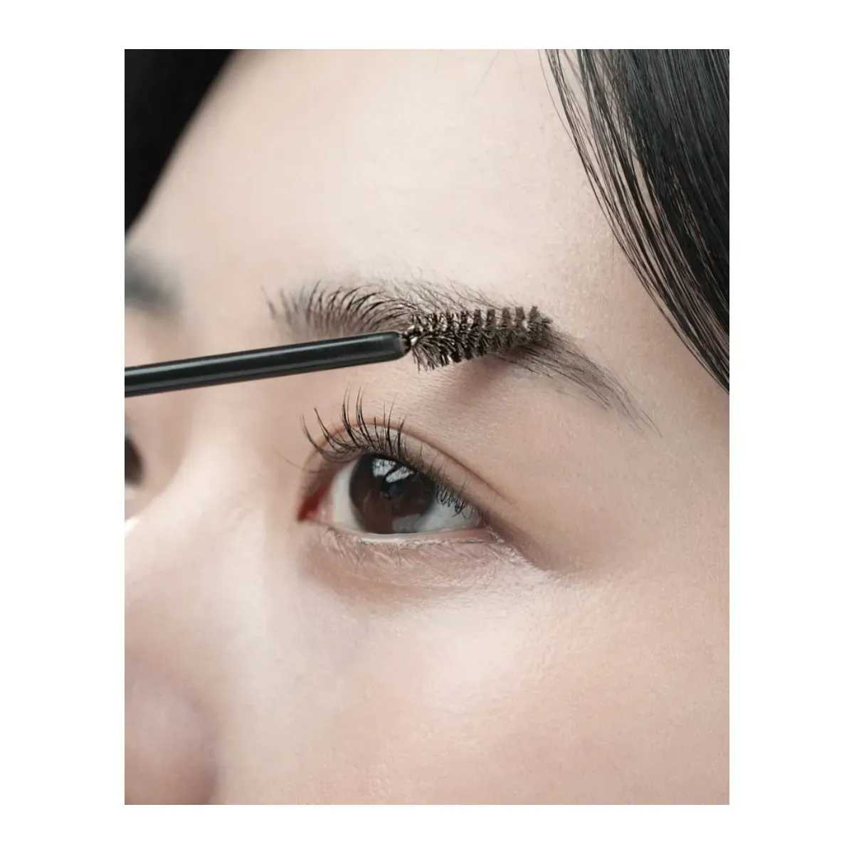 mascara-chan-may-code-glokolor-mono-brow-cara-6g-3