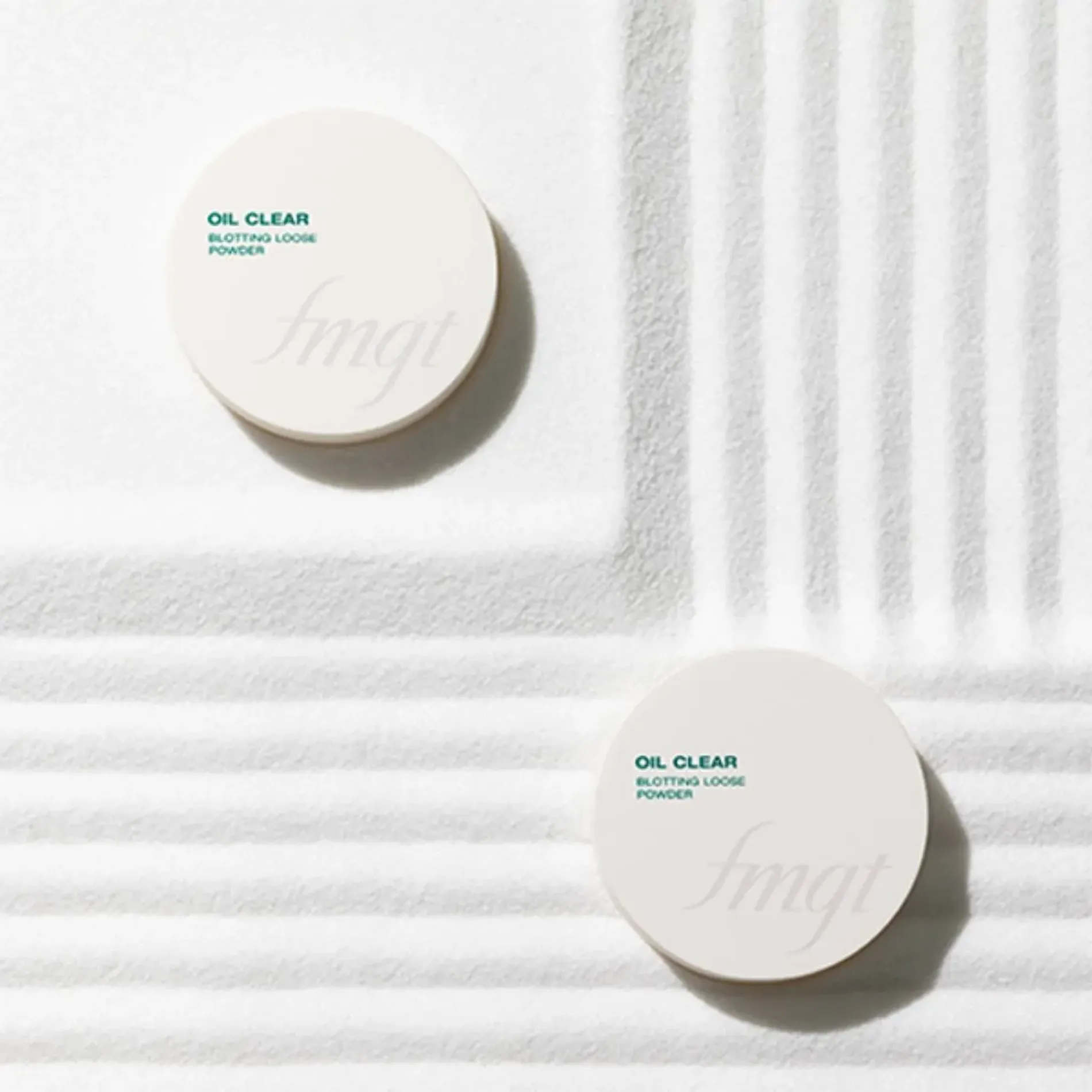 fmgt-phan-phu-the-face-shop-kiem-dau-oil-control-water-blotting-loose-powder-7g-2