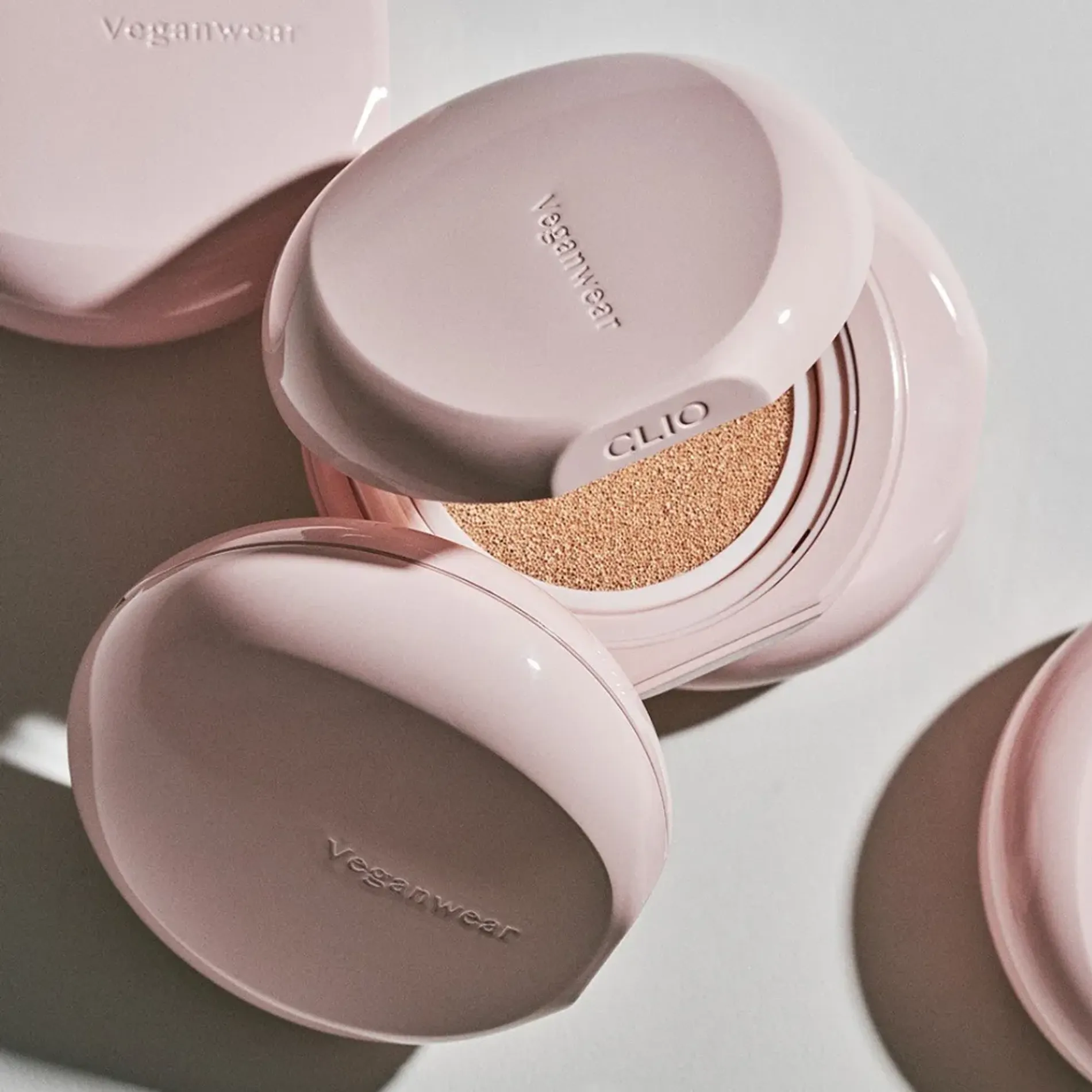 phan-nuoc-thuan-chay-clio-veganwear-pure-blurring-cushion-3