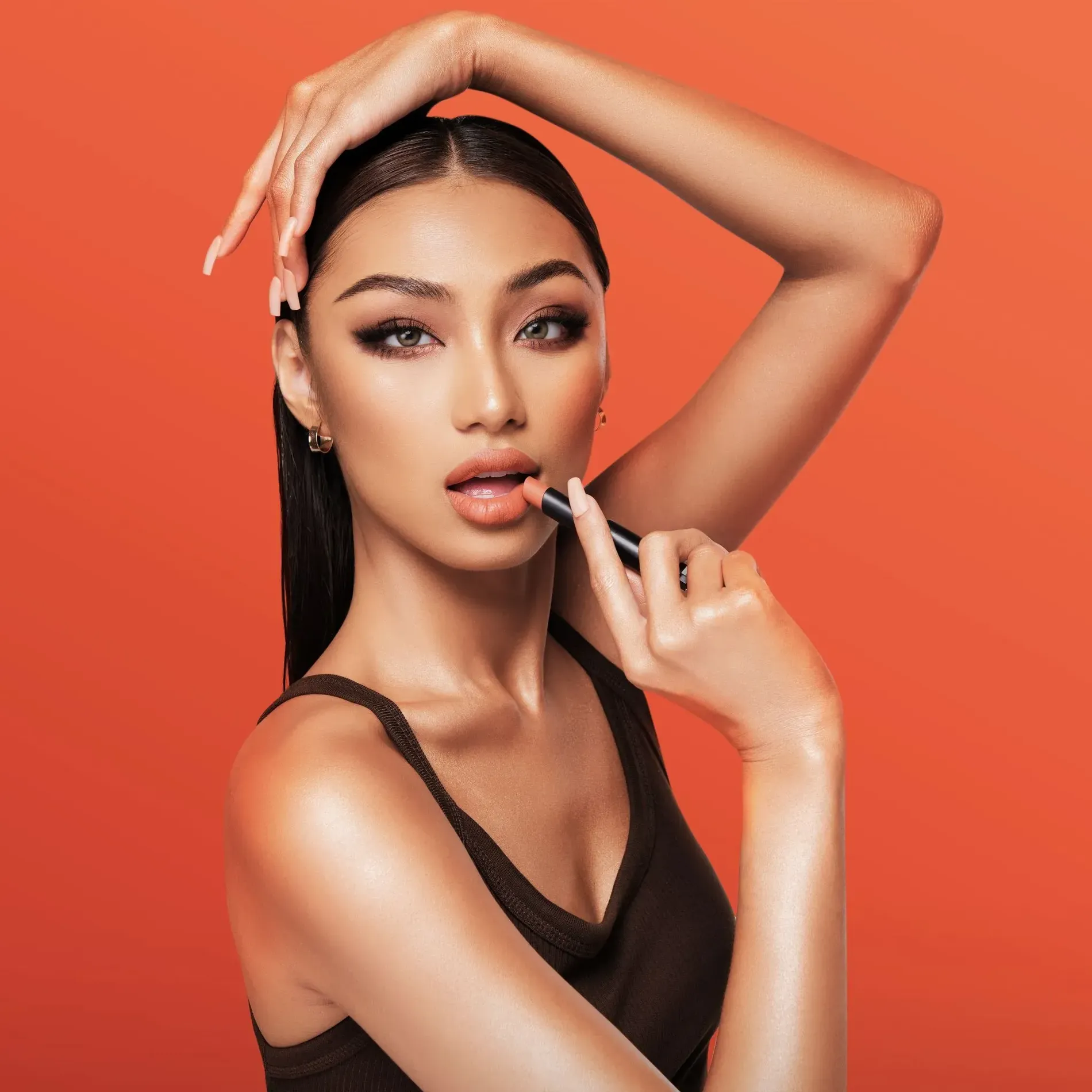 son-thoi-sap-love-moi-matte-liquid-lipstick-tropical-edition-4