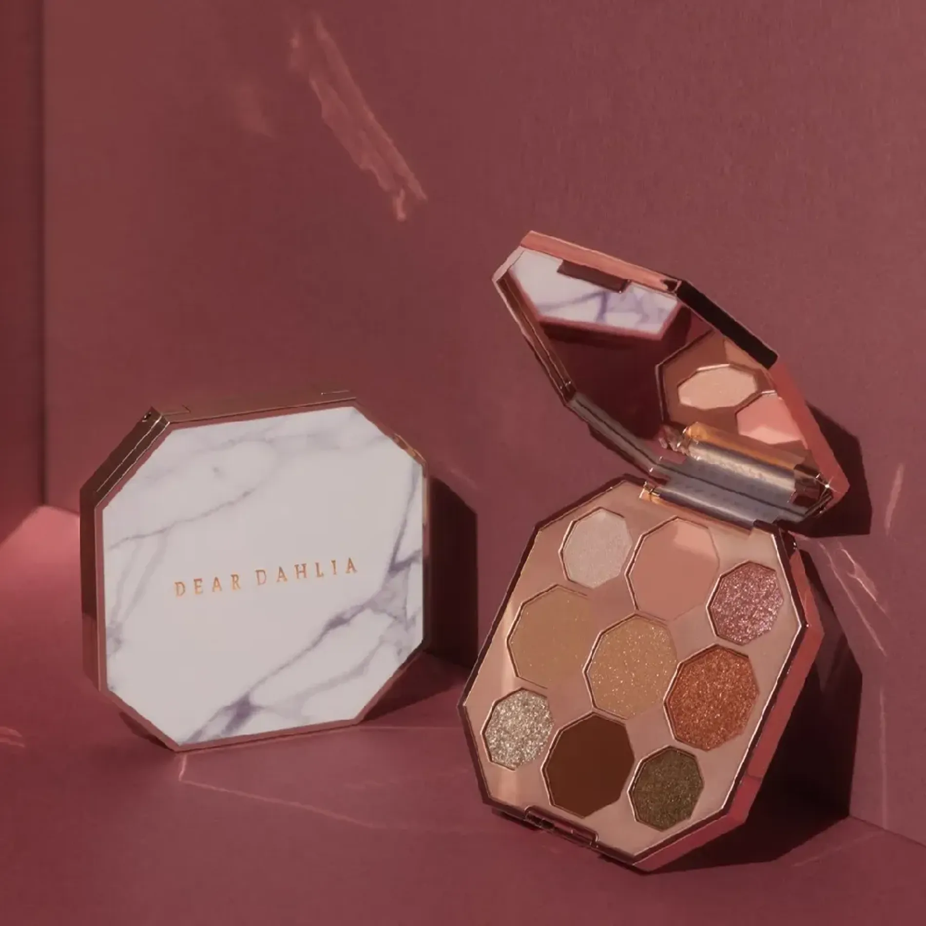 bang-mau-mat-9o-dear-dahlia-timeless-bloom-collection-eyeshadow-palette-98g-3