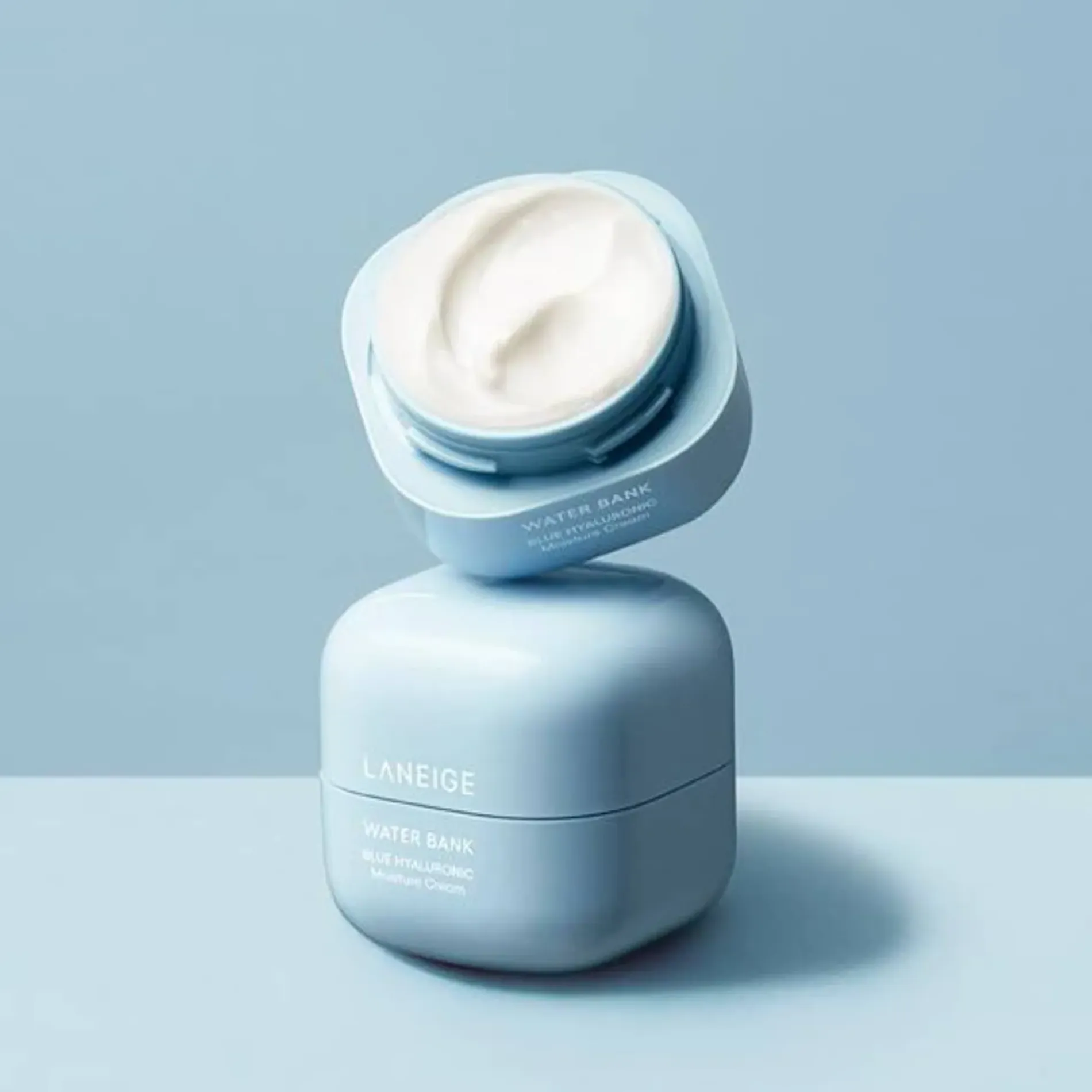 phien-ban-cai-tien-2024-kem-duong-laneige-phuc-hoi-da-water-bank-blue-hyaluronic-moisture-cream-for-dry-skin-50ml-3