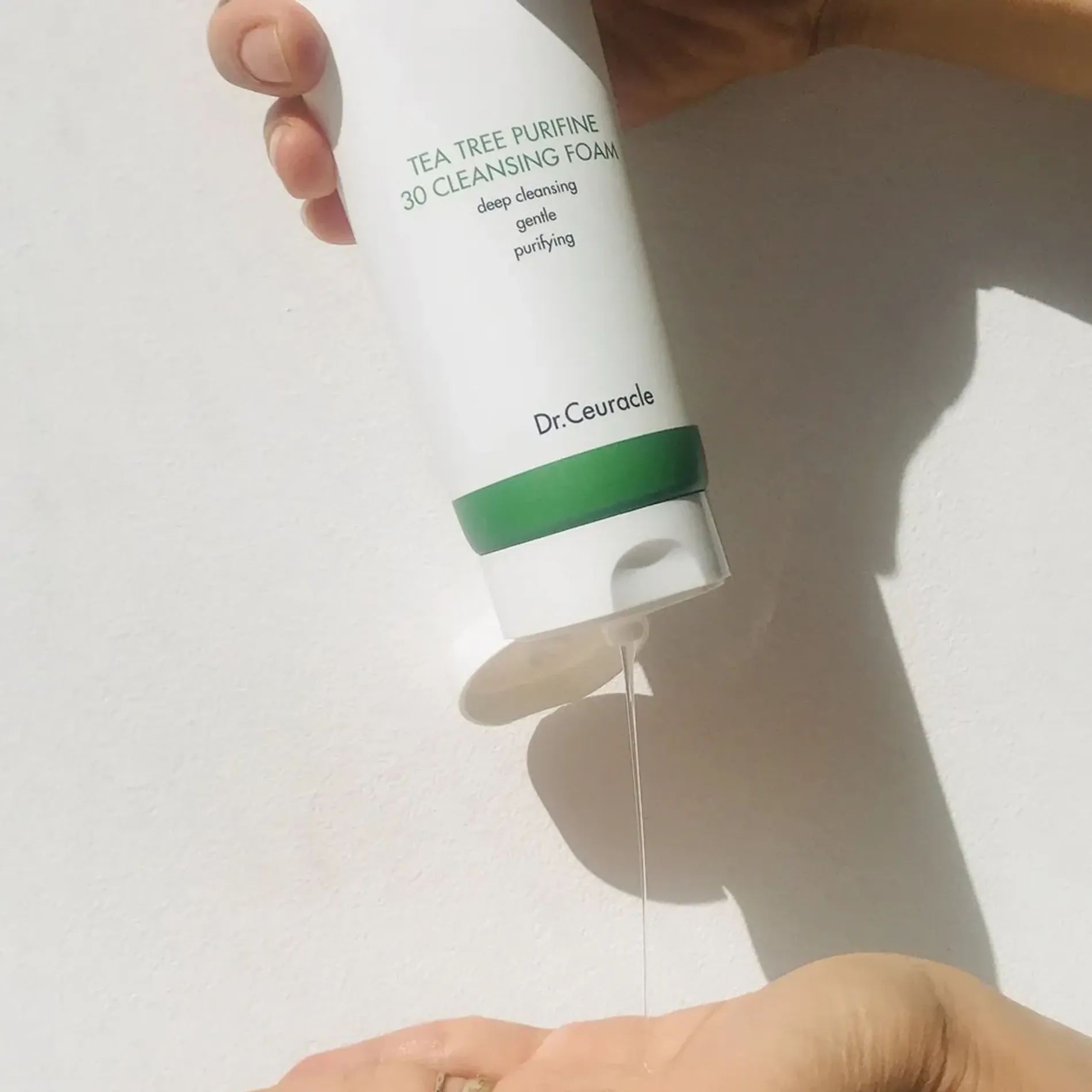 sua-rua-mat-dr-ceuracle-tea-tree-5