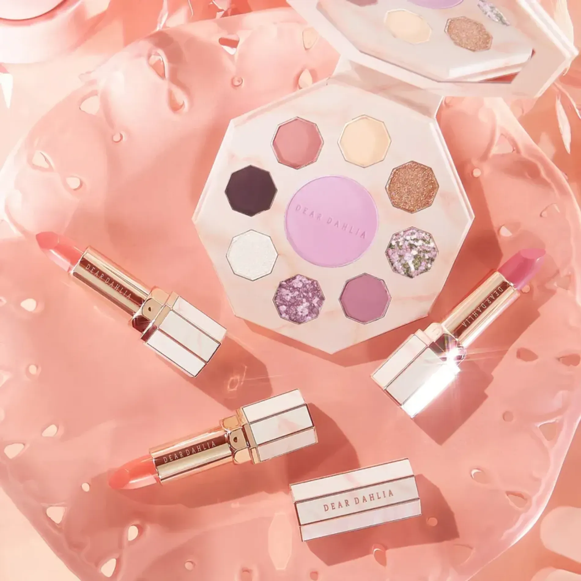 set-2-son-thoi-bong-nhe-lau-troi-dear-dahlia-blooming-edition-lip-paradise-sheer-dew-tinted-lipstick-mau-s203-audrey-5