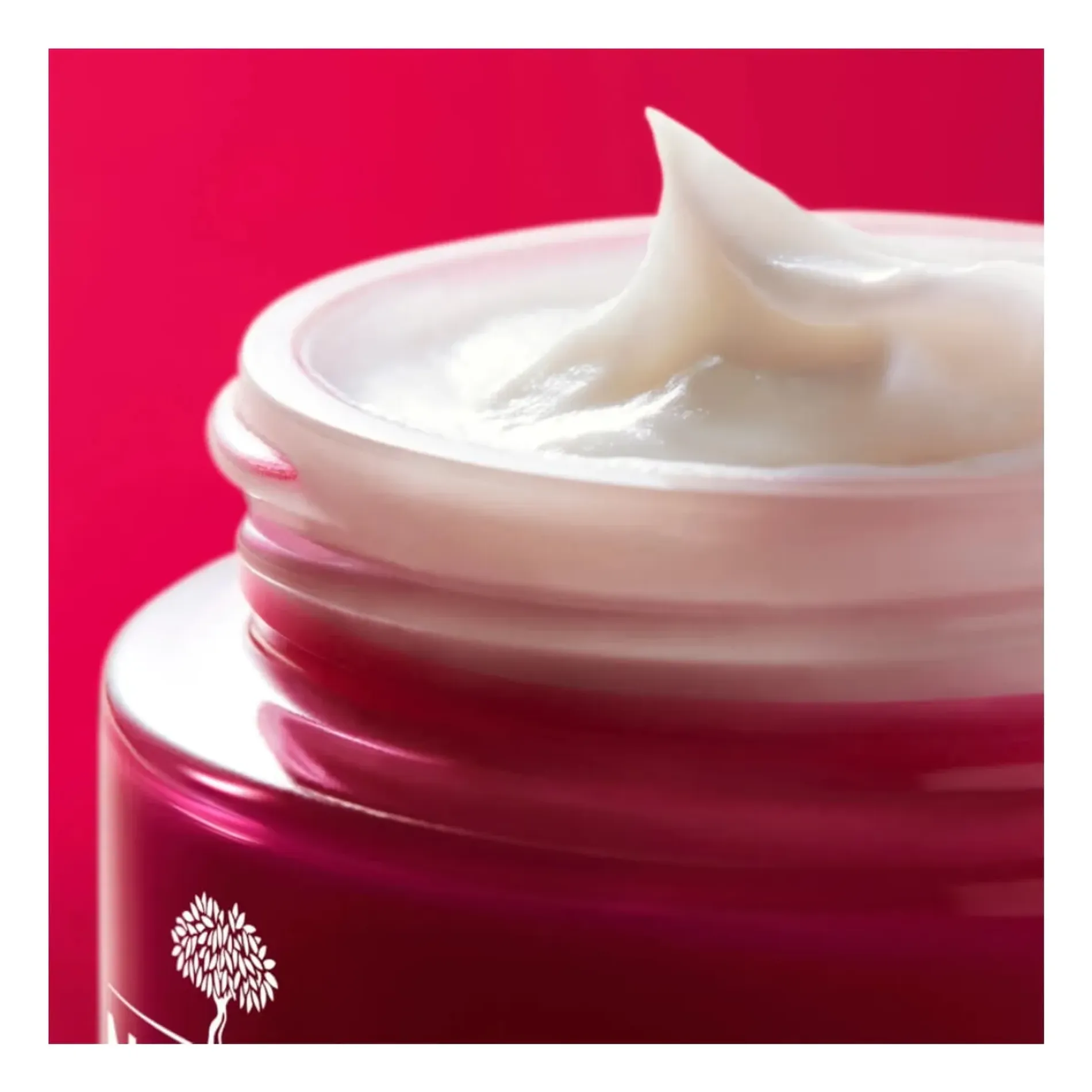 kem-duong-nuxe-nang-co-va-chong-lao-hoa-cho-da-dau-merveillance-lift-firming-powdery-cream-50ml-2