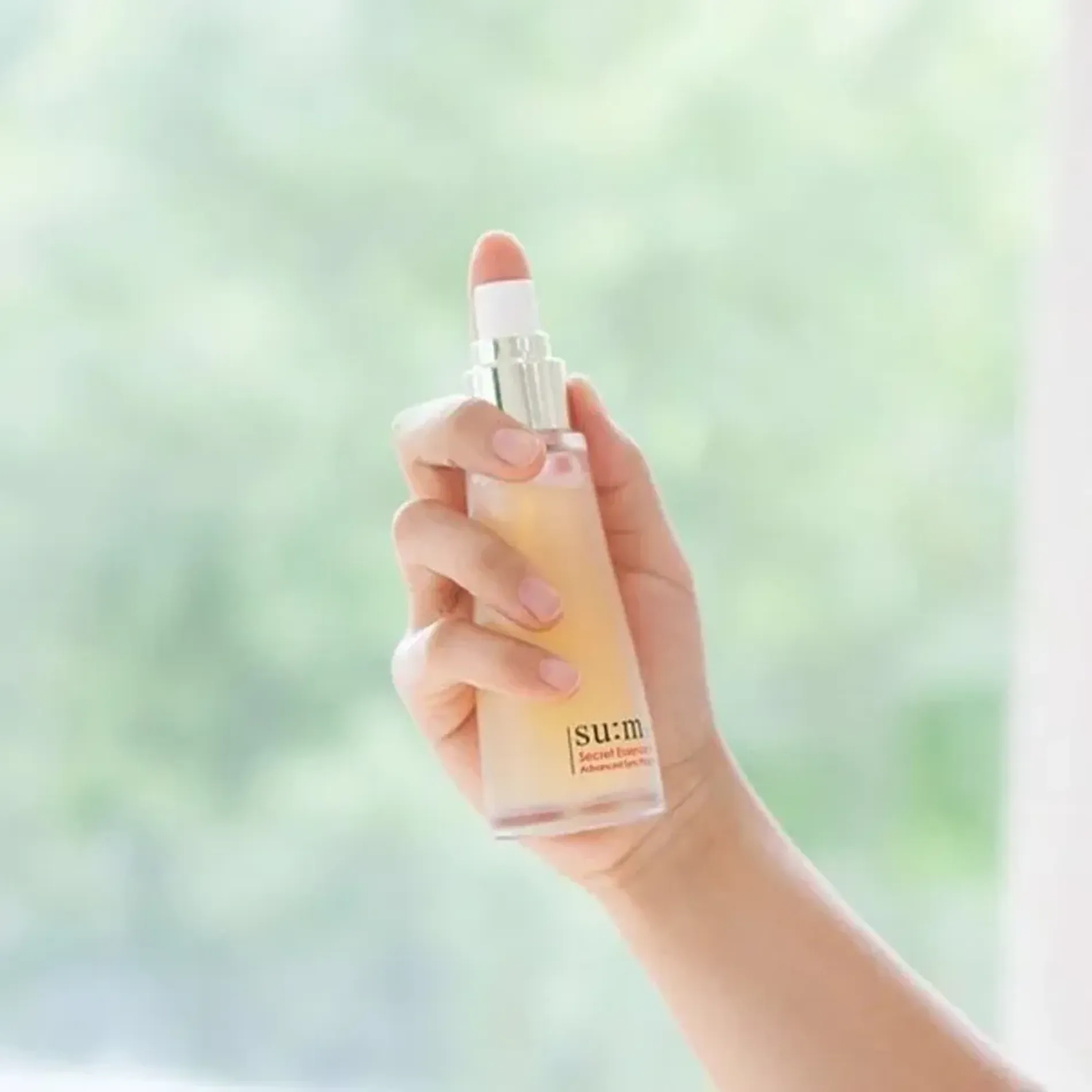 xit-khoang-duong-phuc-hoi-da-sum37-secret-essence-mist-60ml-3