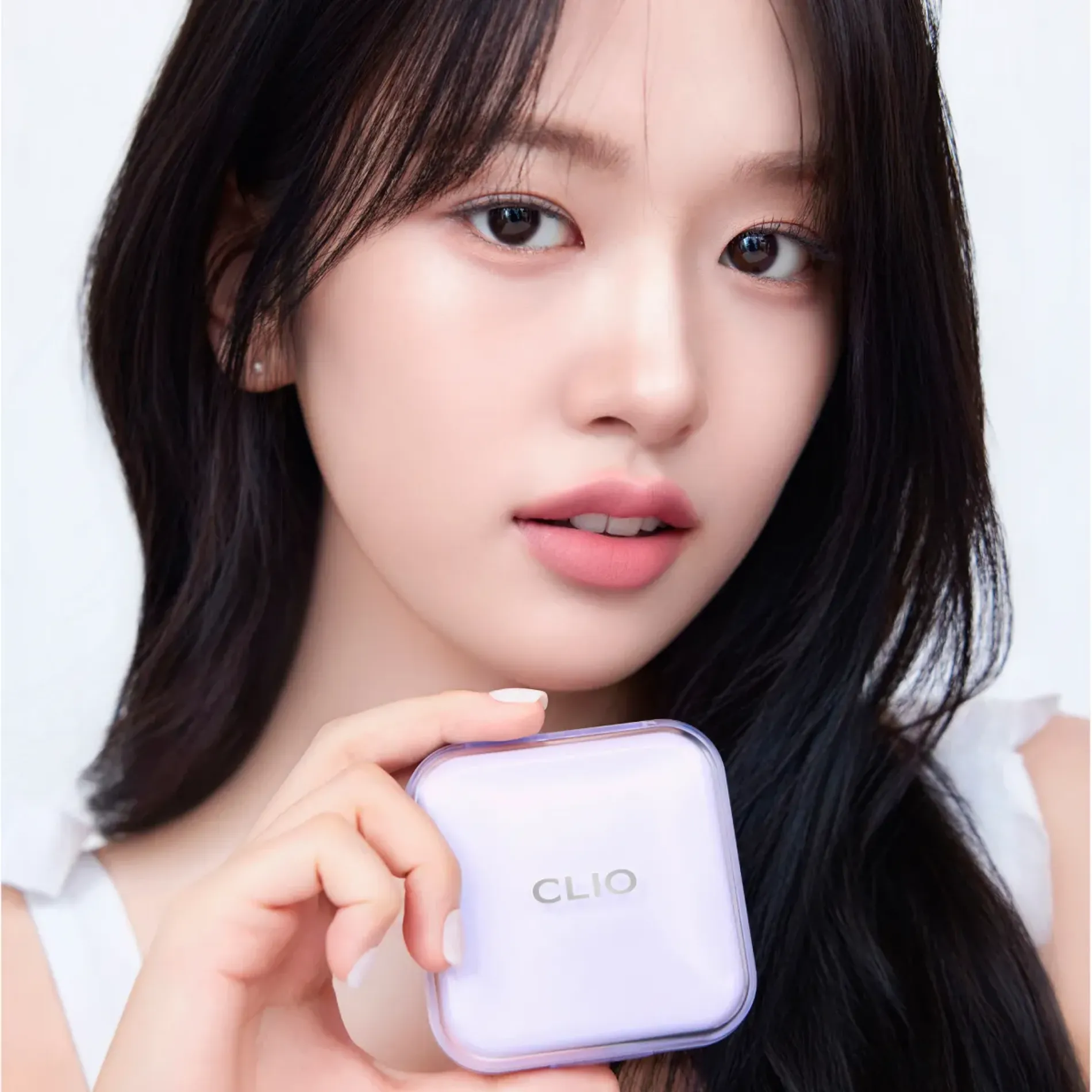 phan-nuoc-min-li-che-phu-lo-chan-long-clio-kill-cover-mesh-blur-cushion-15gx2-3