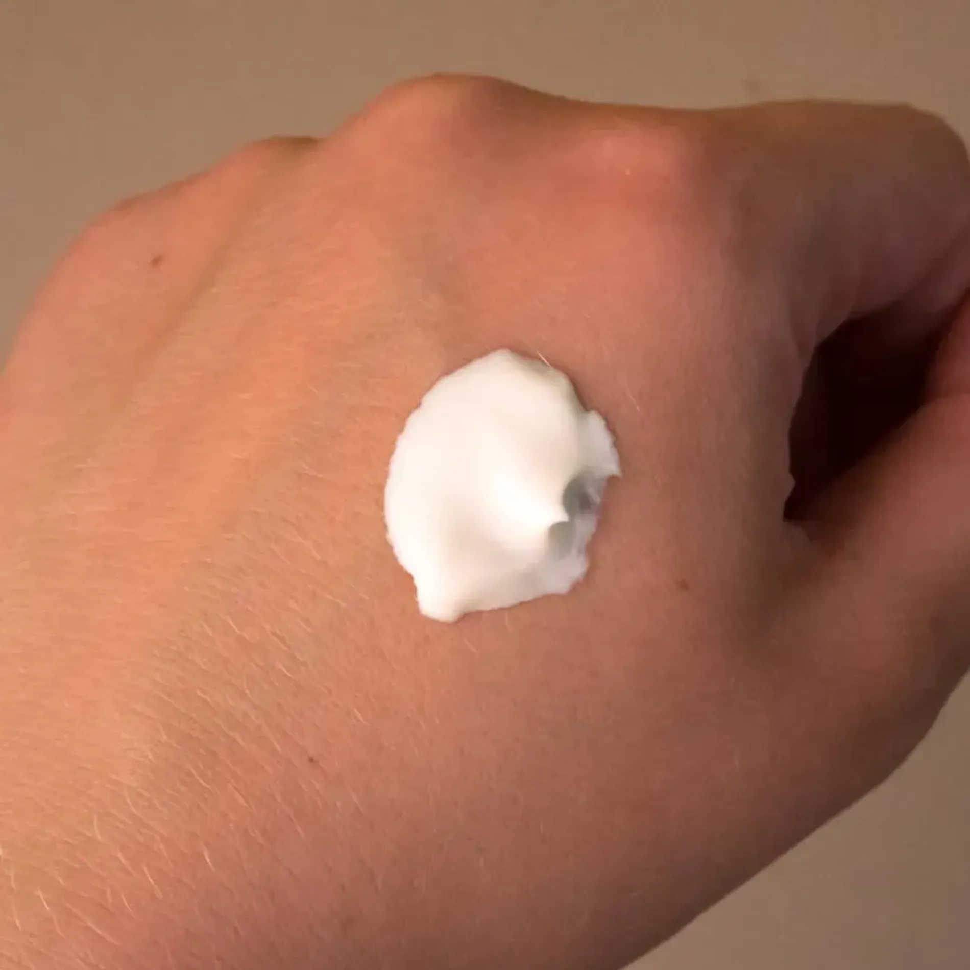 kem-chong-nang-kiem-dau-svr-sebiaclear-creme-spf50-40ml-2