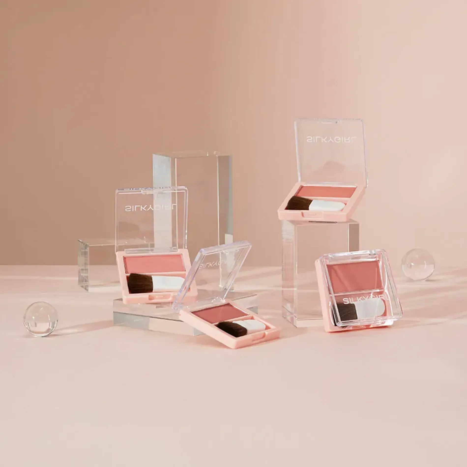phan-ma-hong-dang-nen-kem-co-silkygirl-blush-hour-3g-2