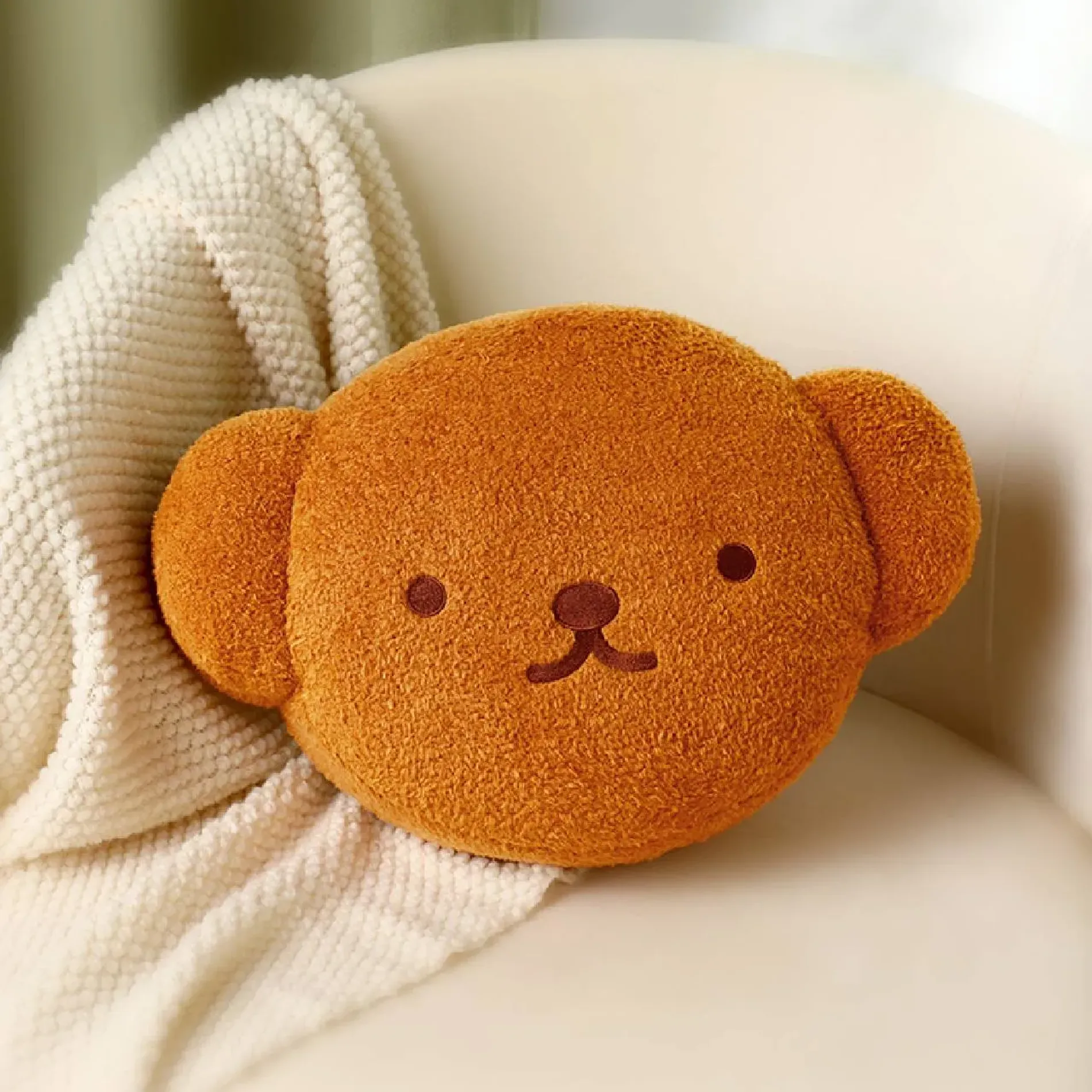 goi-boris-vipo-x-boris-cushion-6