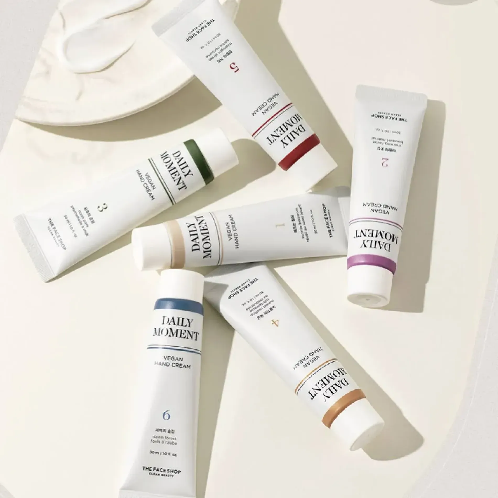 kem-duong-da-tay-the-face-shop-thuan-chay-daily-moment-vegan-hand-cream-30ml-3