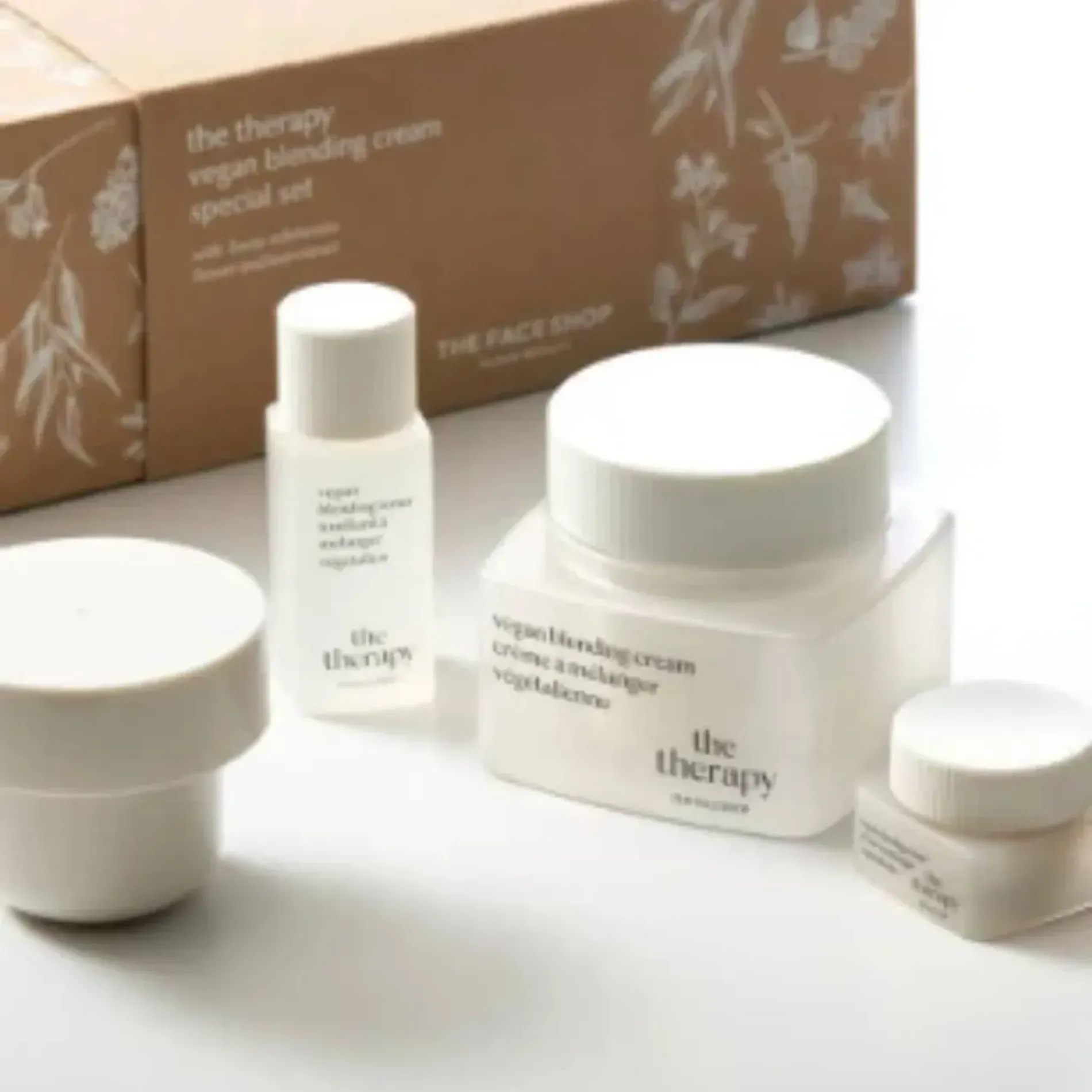 bo-kem-duong-the-face-shop-thuan-chay-chong-lao-hoa-the-therapy-vegan-blending-cream-special-set2022-3