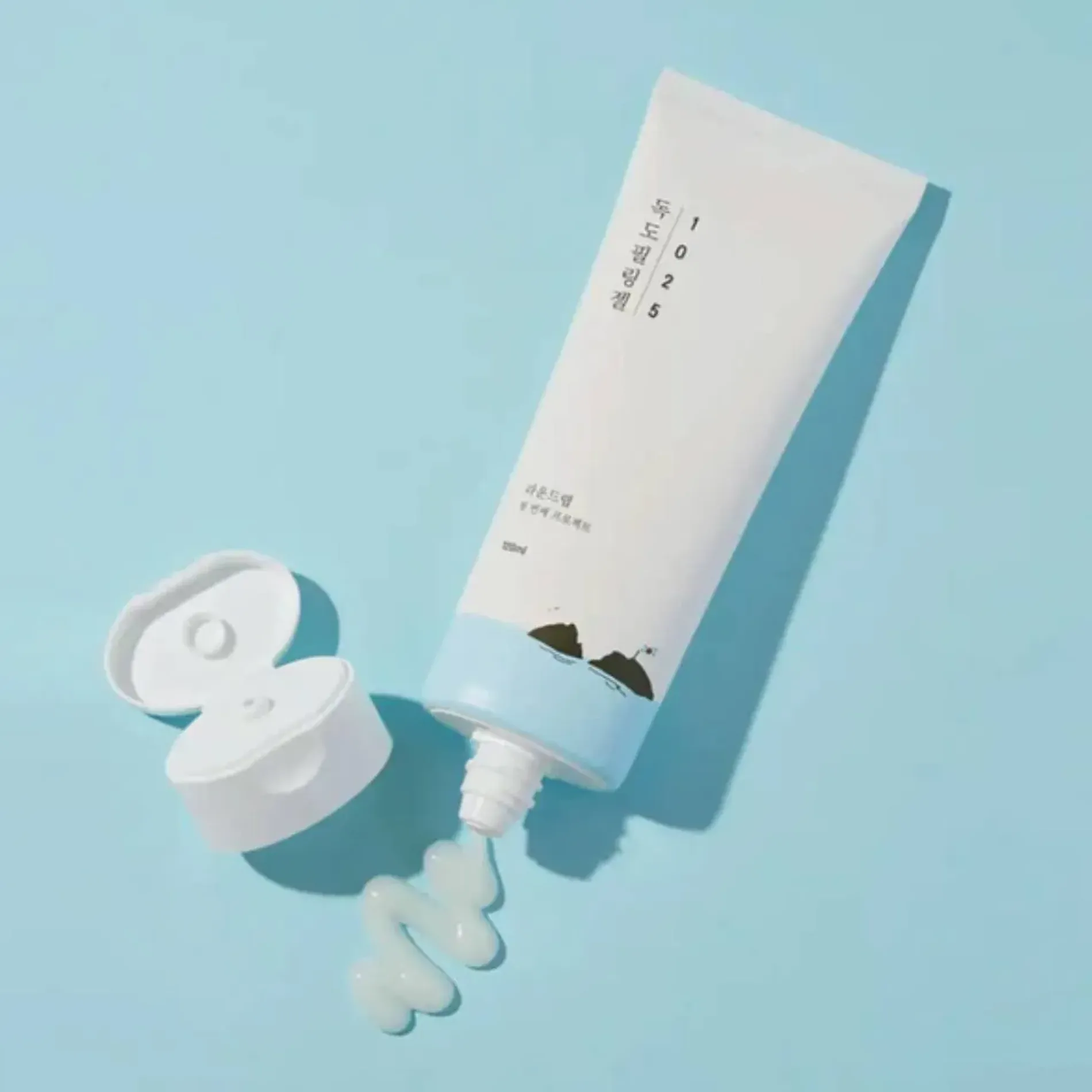 tay-da-chet-round-lab-diu-nhe-lam-sach-da-1025-dokdo-peeling-gel-120ml-4