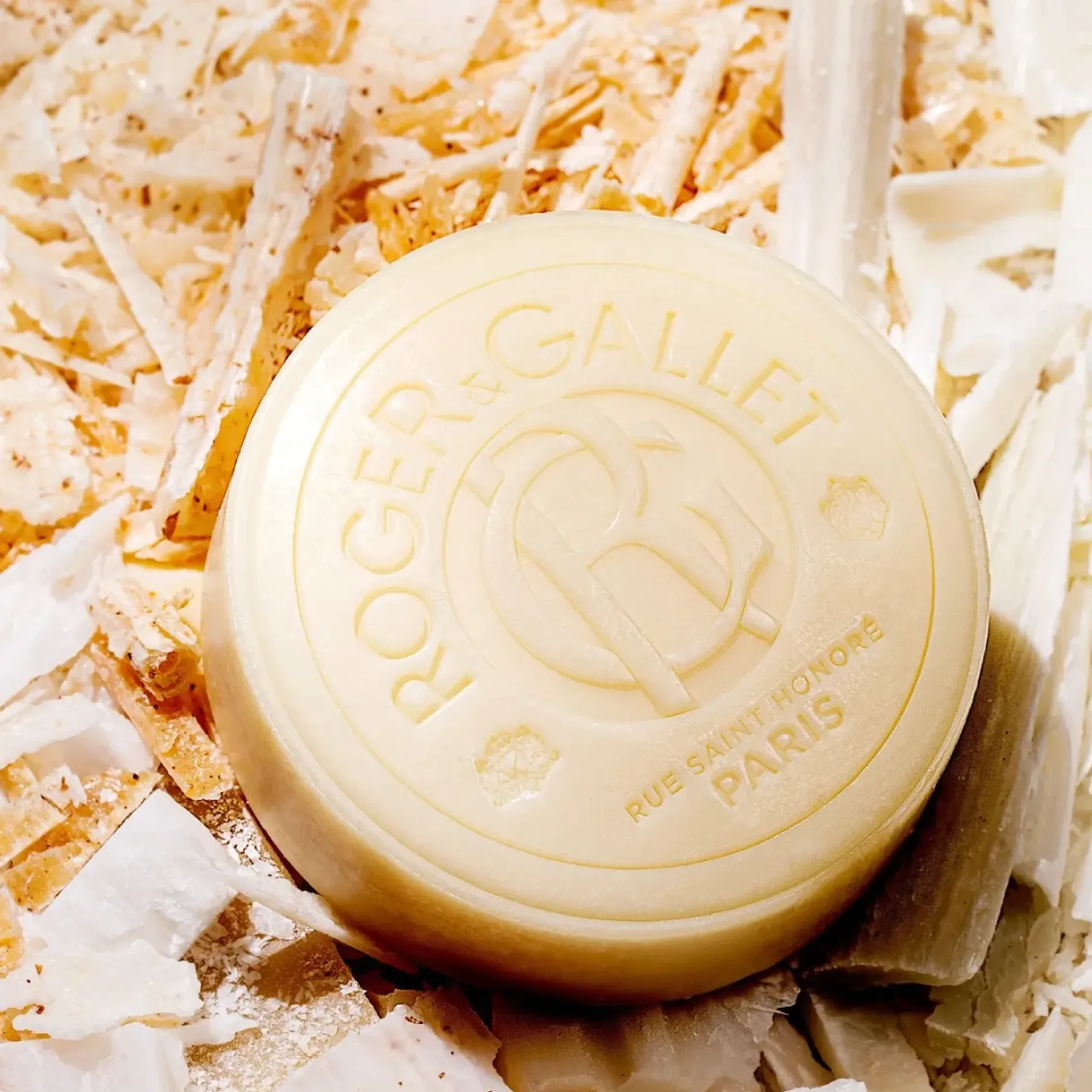 xa-phong-roger-gallet-huong-nuoc-hoa-wellbeing-soap-100g-1