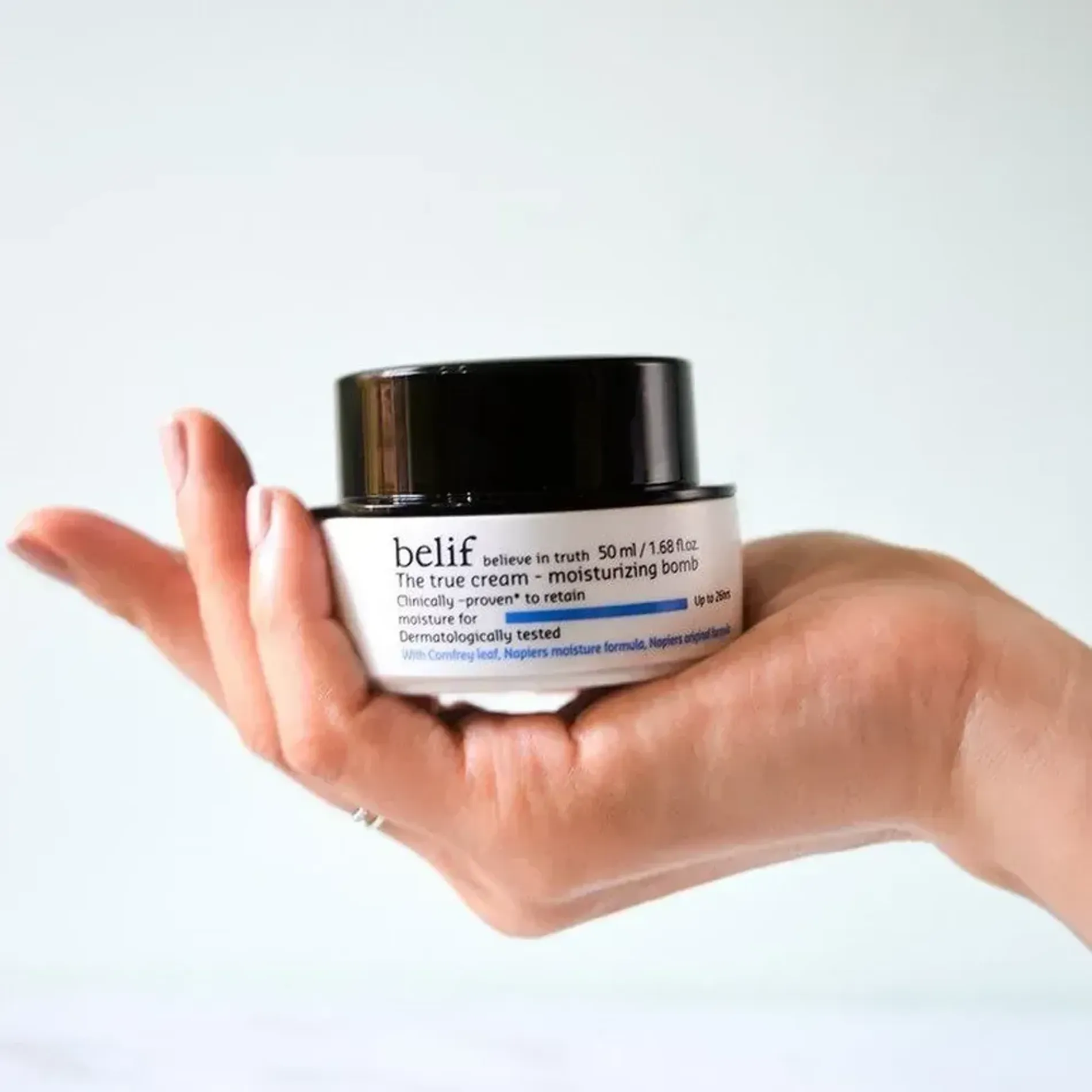 kem-cap-am-suot-26-gio-belif-the-true-cream-moisturizing-bomb-3