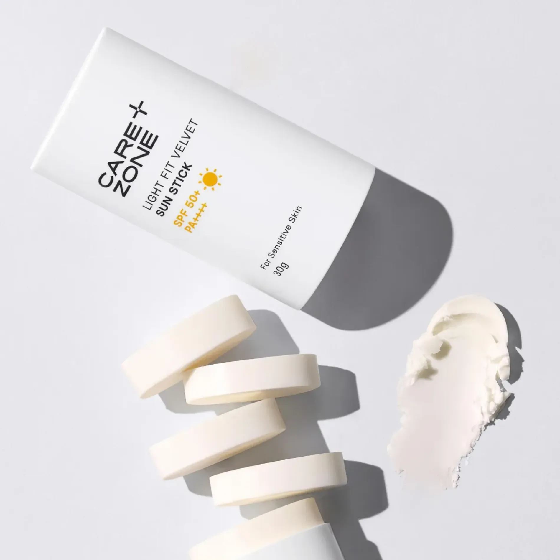 sap-chong-nang-carezone-kiem-dau-rao-min-da-light-fit-velvet-sun-stick-39g-7