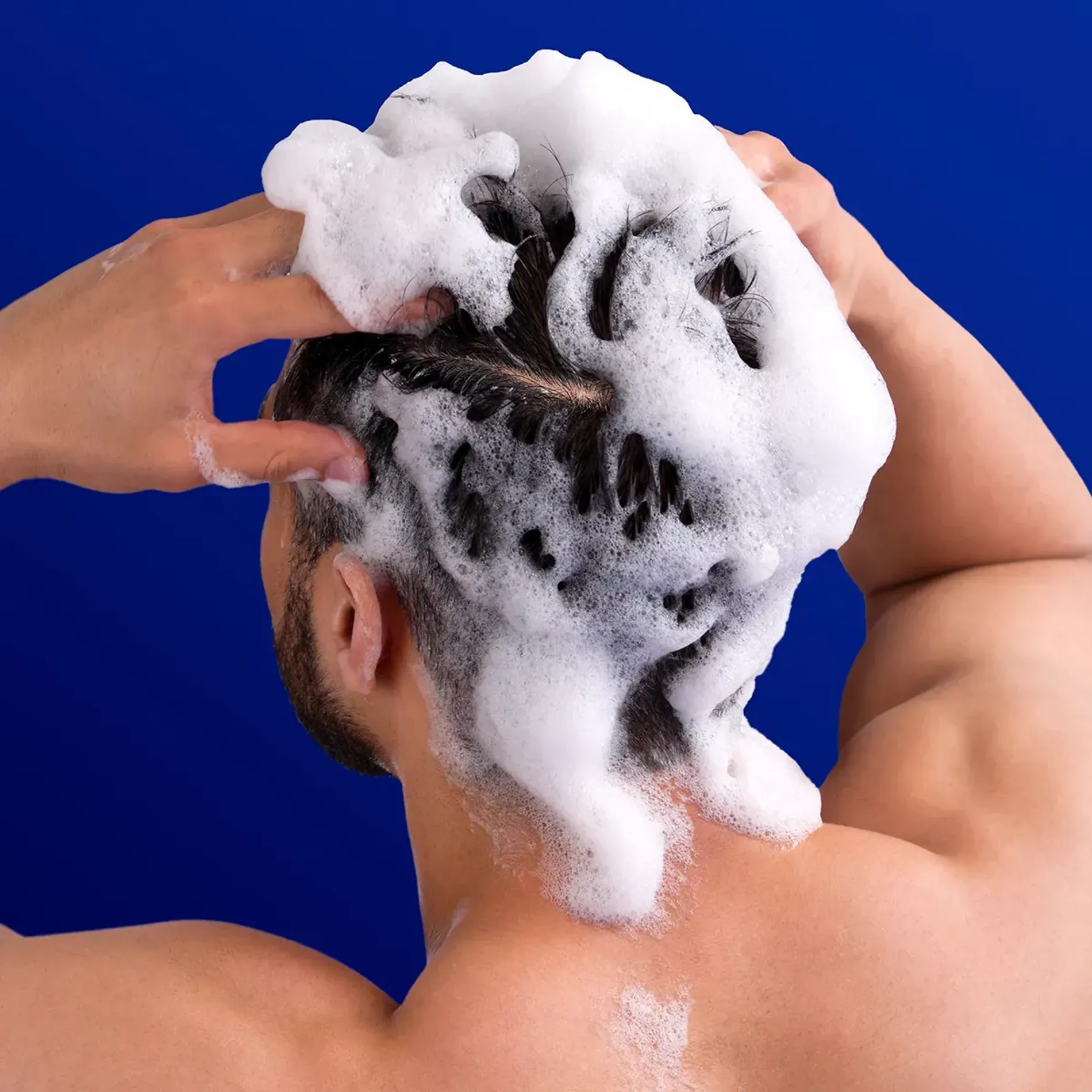dau-goi-xa-danh-cho-nam-gioi-head-shouder-male-shampoo-conditioner-2in1-old-spice-pure-sport-650ml-9