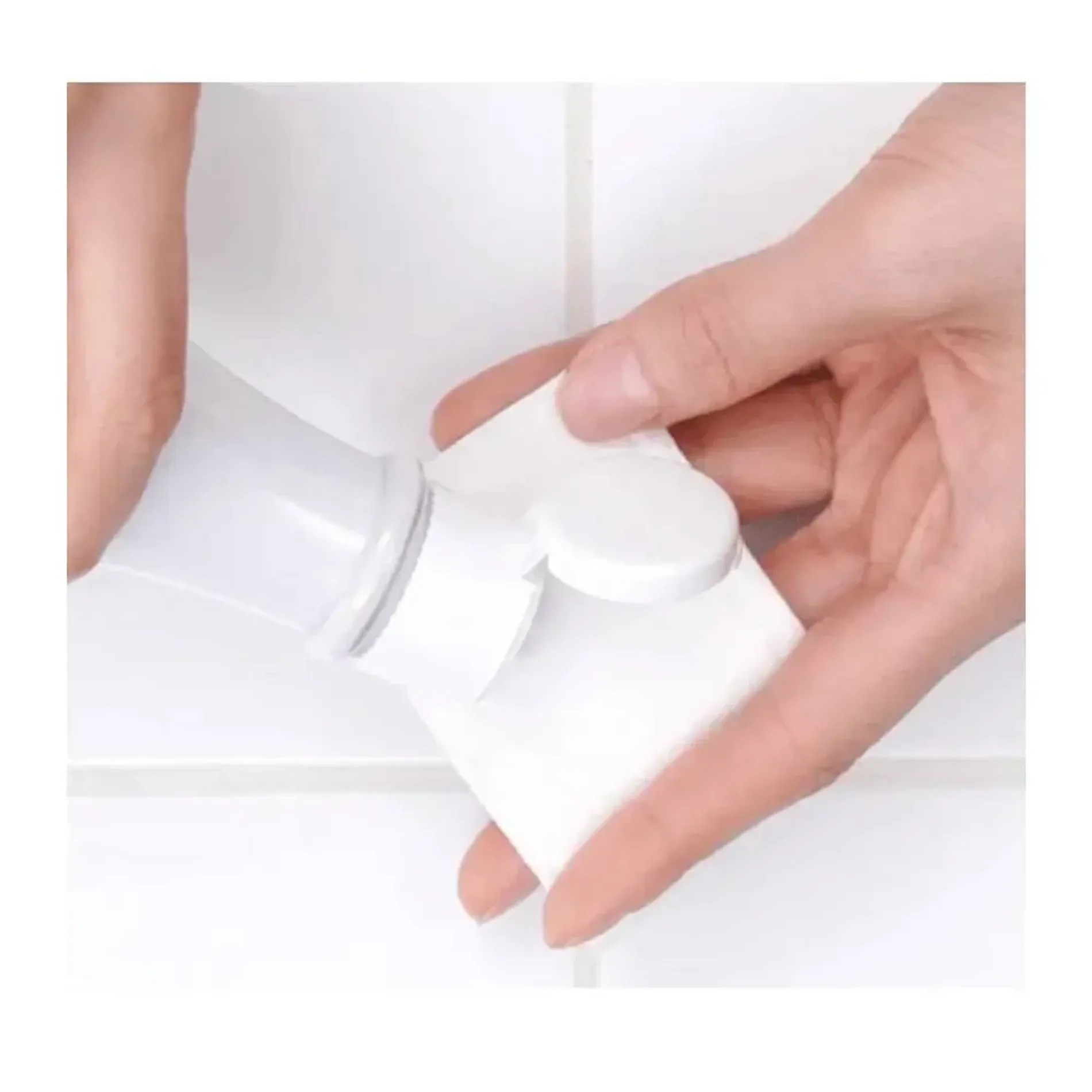 nuoc-tay-trang-dang-sua-skinfood-milk-shake-point-make-up-remover-160ml-5