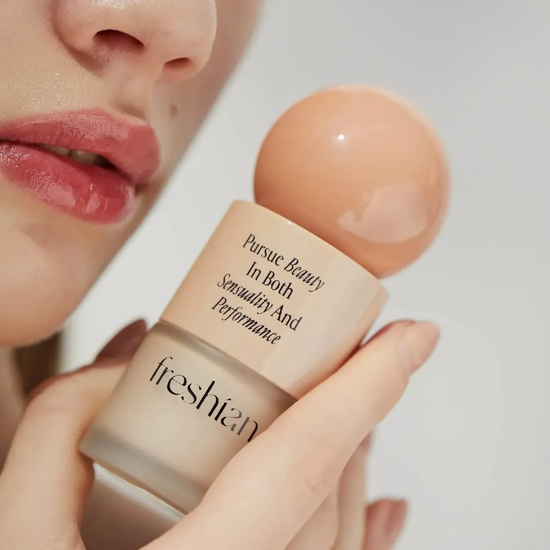 kem-nen-cho-da-kho-freshian-thuan-chay-cang-bong-che-phu-tu-nhien-egg-like-glow-foundation-vegan-spf35-pa-30ml-6
