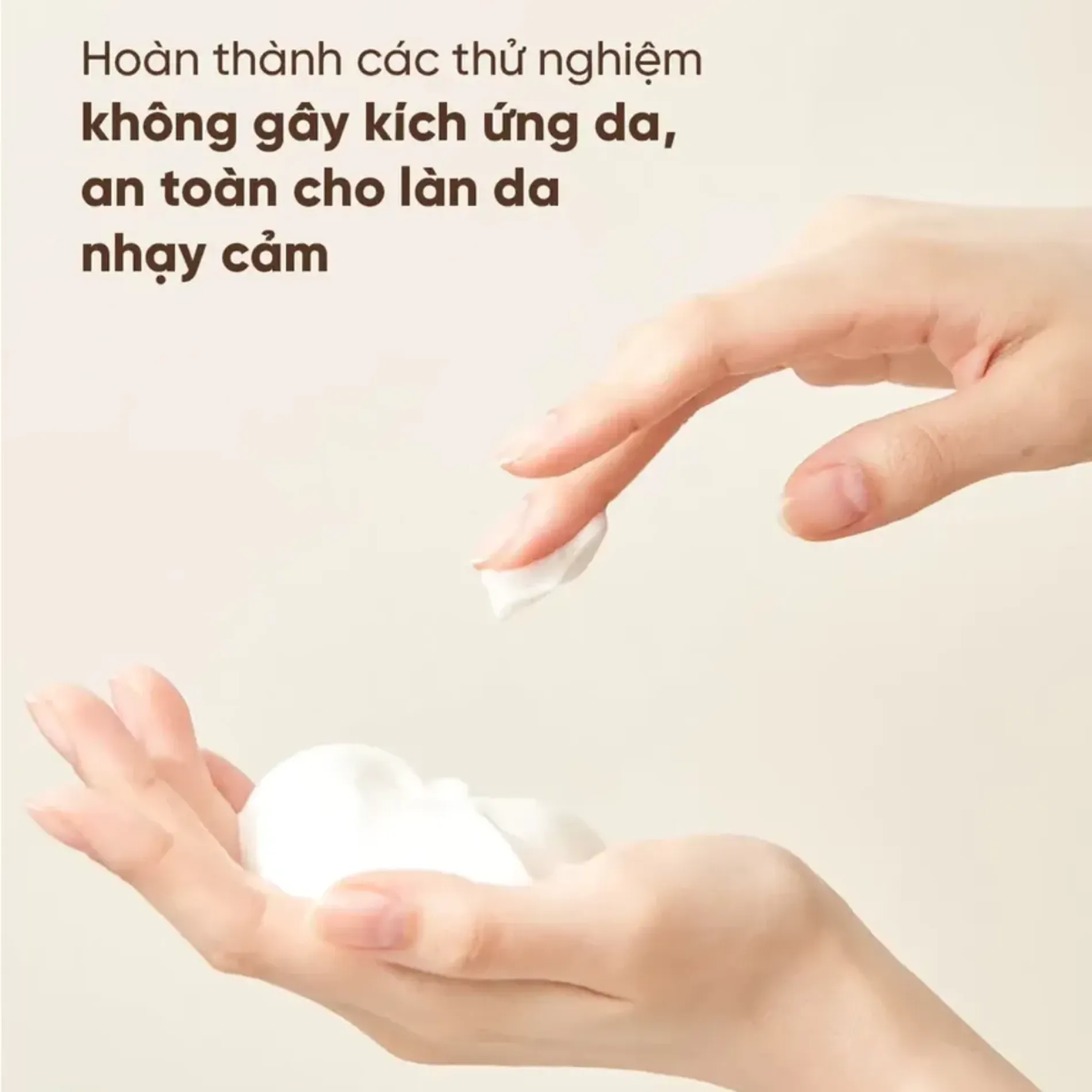 sua-rua-mat-bot-min-sach-sau-va-duong-am-the-whoo-gongjinhyang-clarifying-cleansing-foam-180ml-4