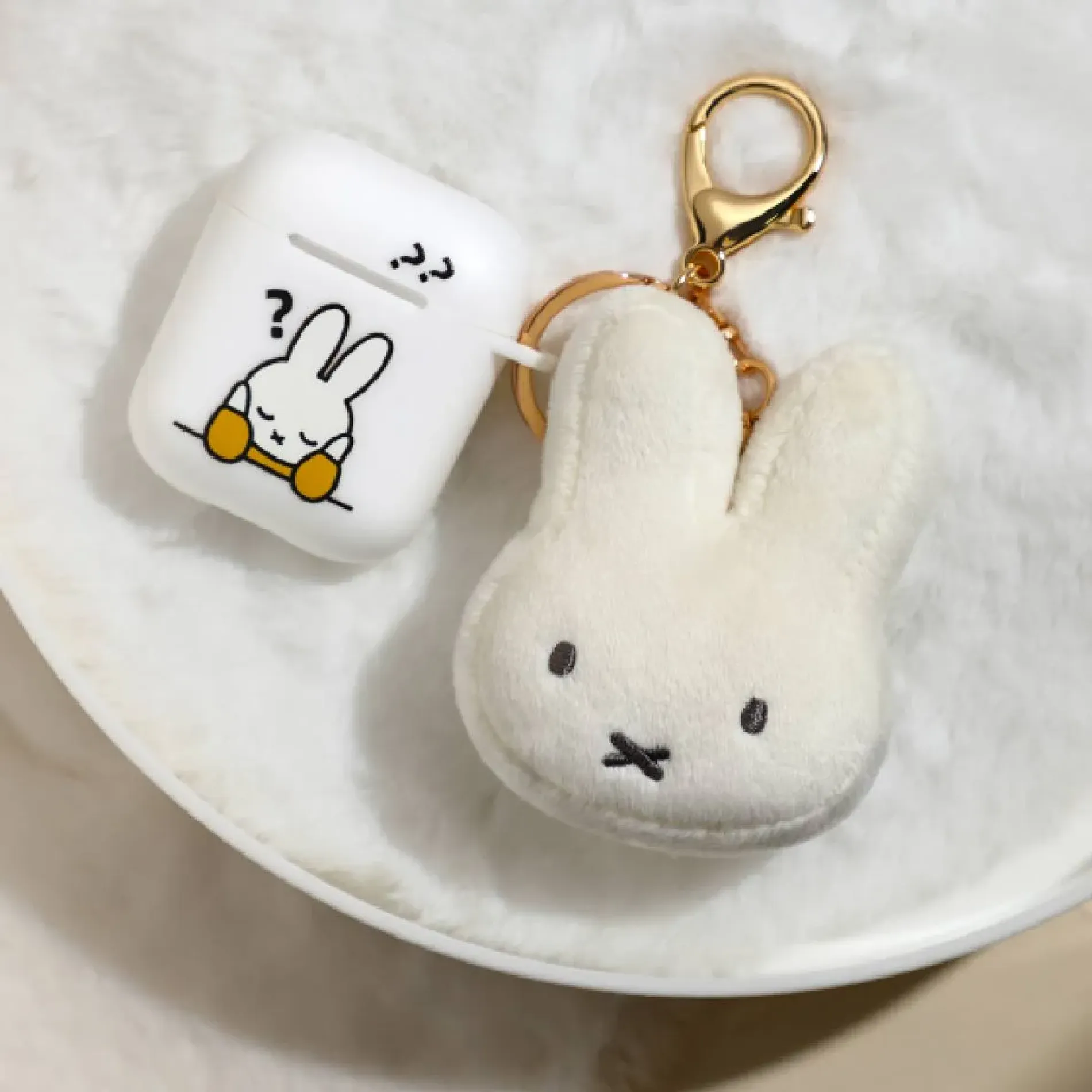 moc-khoa-miffy-2d-vipo-x-miffy-2d-keychain-7