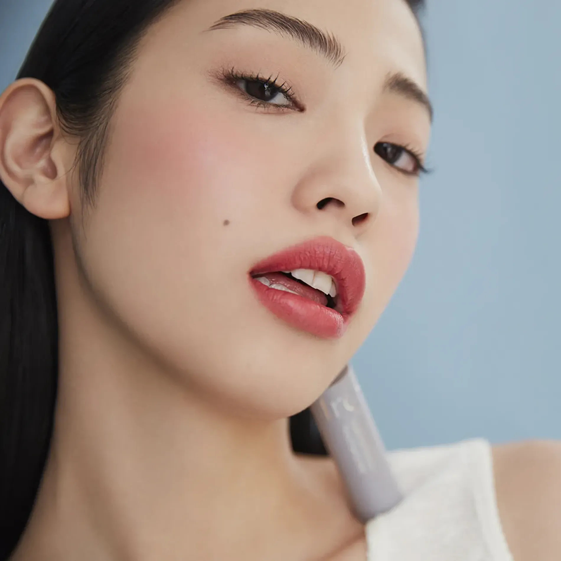 son-thoi-thuan-chay-freshian-sensual-vegan-lipstick-blur-33g-6