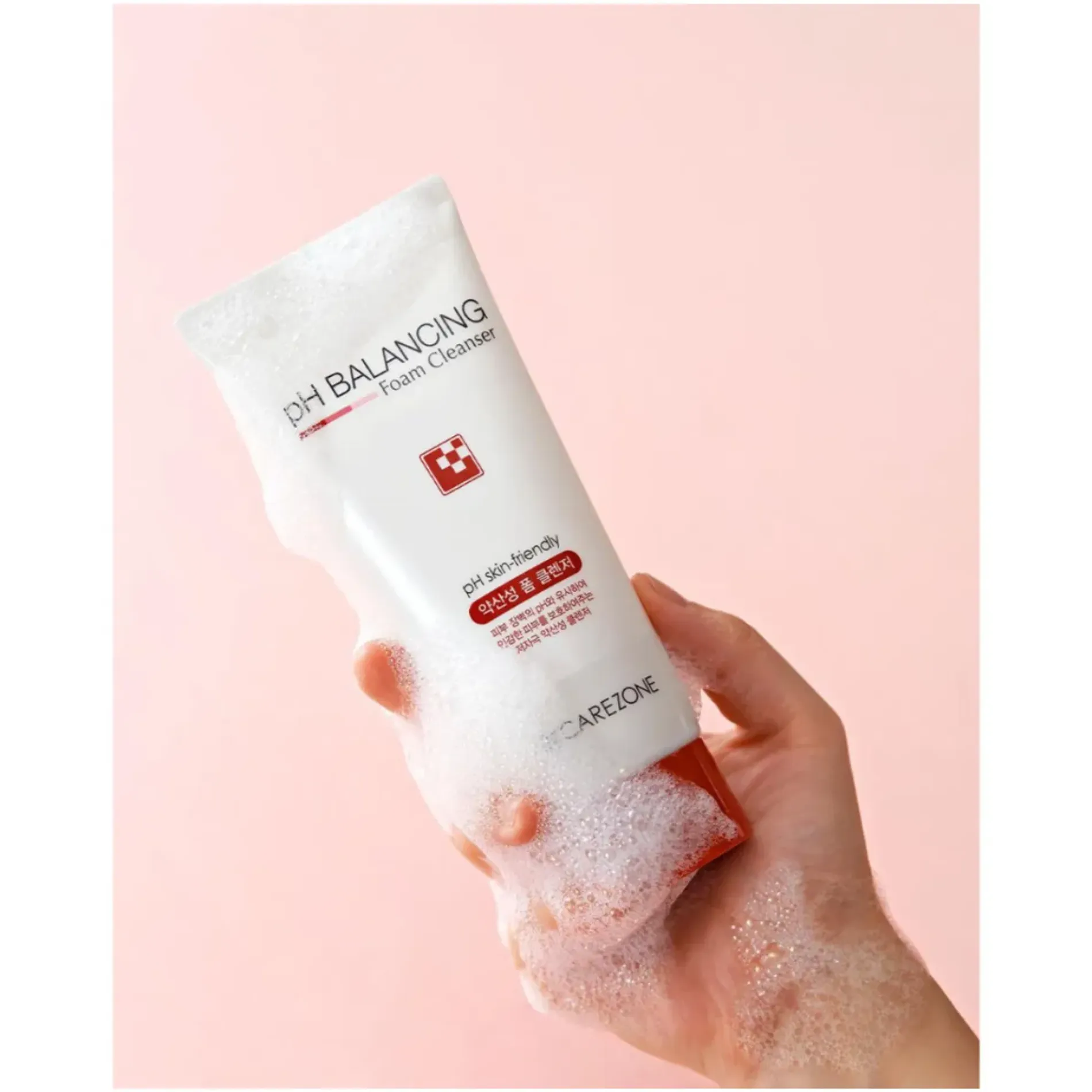 sua-rua-mat-carezone-can-bang-da-ph-balancing-foam-cleanser-330ml-4