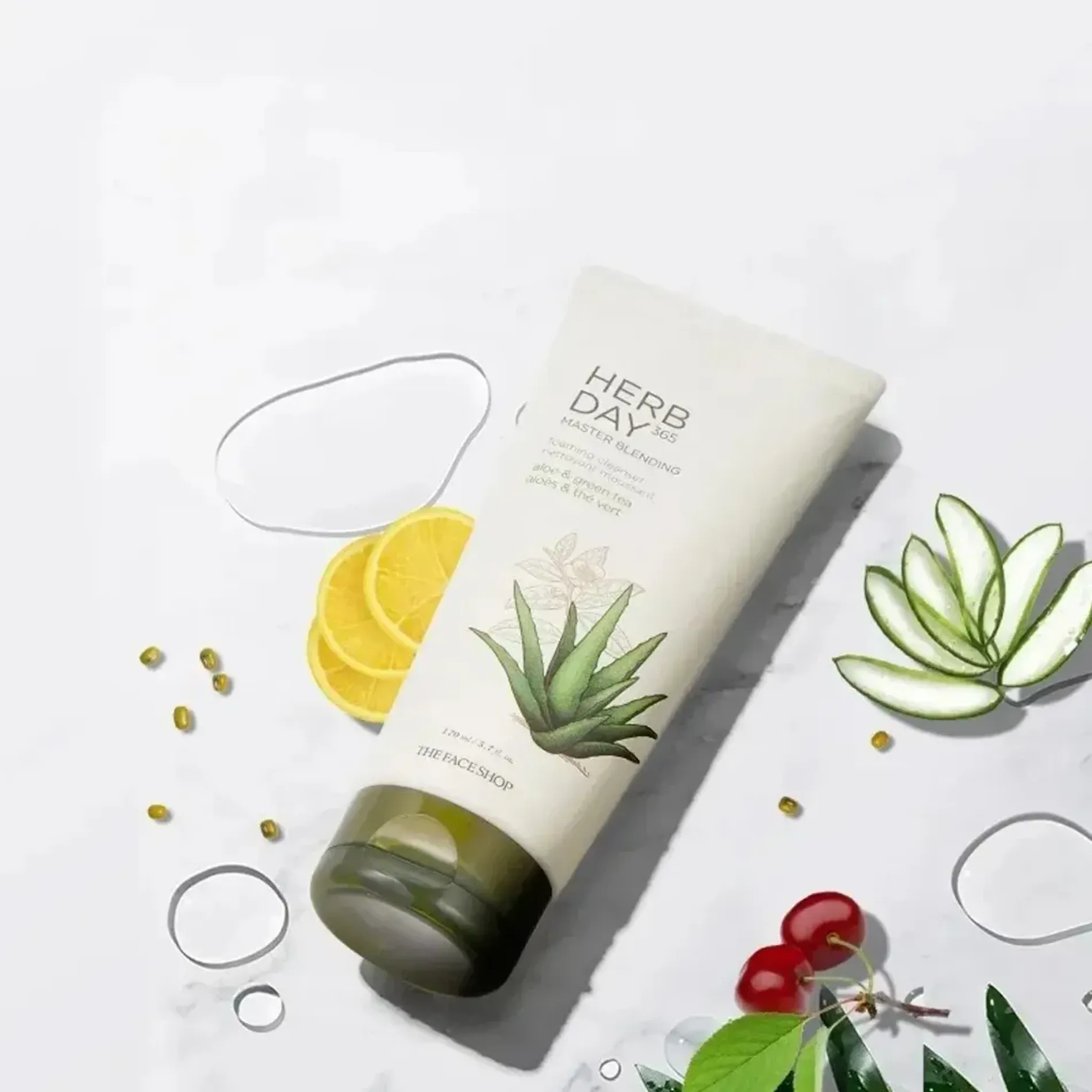 sua-rua-mat-herb-day-365-master-blending-facial-foaming-cleanser-mung-bean-mugwort-170ml-2
