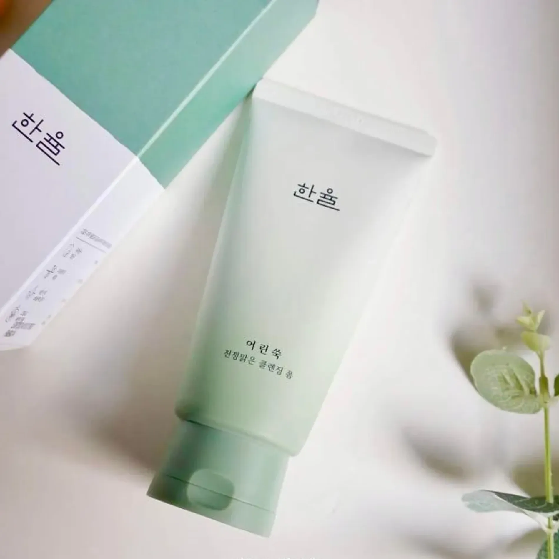 sua-rua-mat-lam-sach-da-hanyul-pure-artemisia-calming-foam-cleanser-120g-5