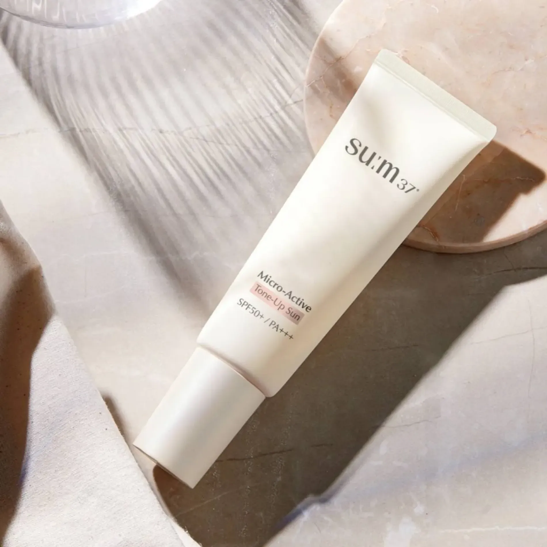 kem-chong-nang-sum37-nang-tong-da-tu-nhien-micro-active-tone-up-sun-spf50-pa-50ml-2