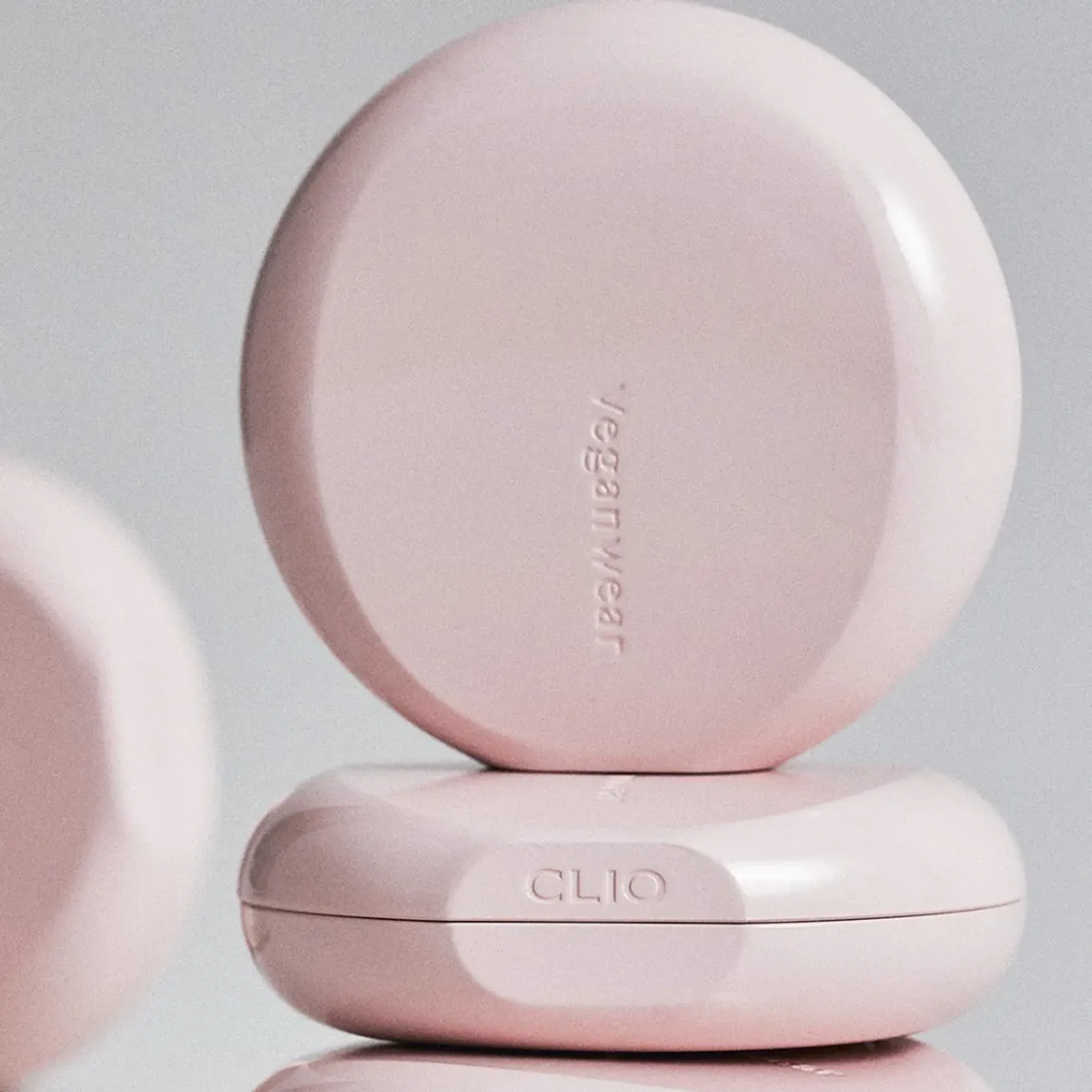 phan-nuoc-thuan-chay-clio-veganwear-pure-blurring-cushion-2