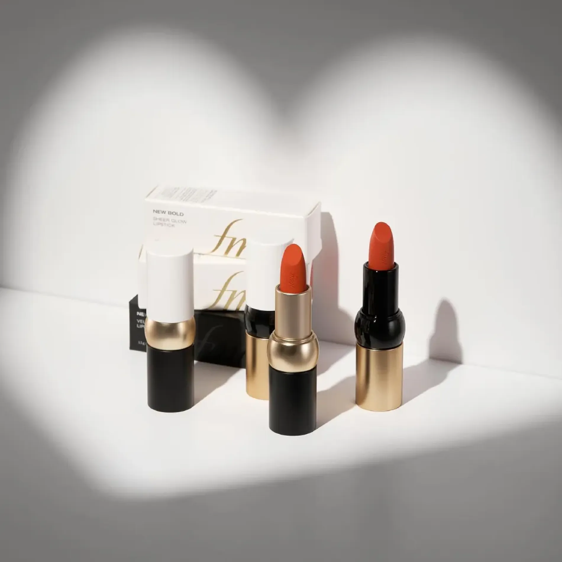 son-thoi-bong-nhe-the-face-shop-fmgt-new-bold-sheer-glow-lipstick-35g-6