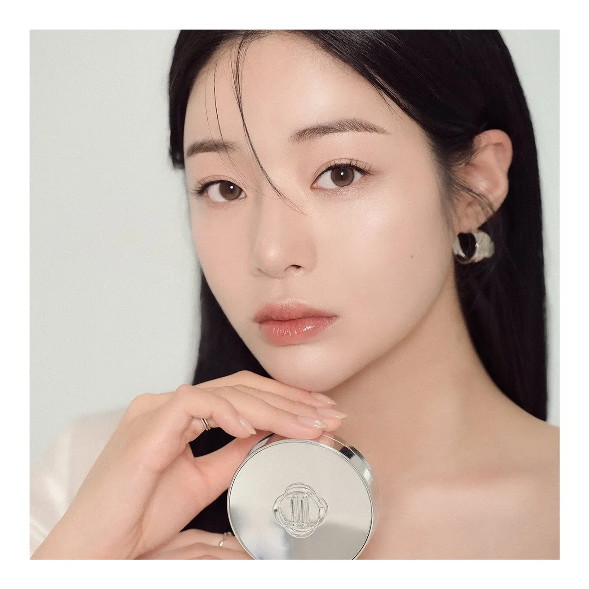 phan-nuoc-thuan-chay-dinto-hieu-ung-cang-muot-blur-glowy-wooncho-cushion-12g-5