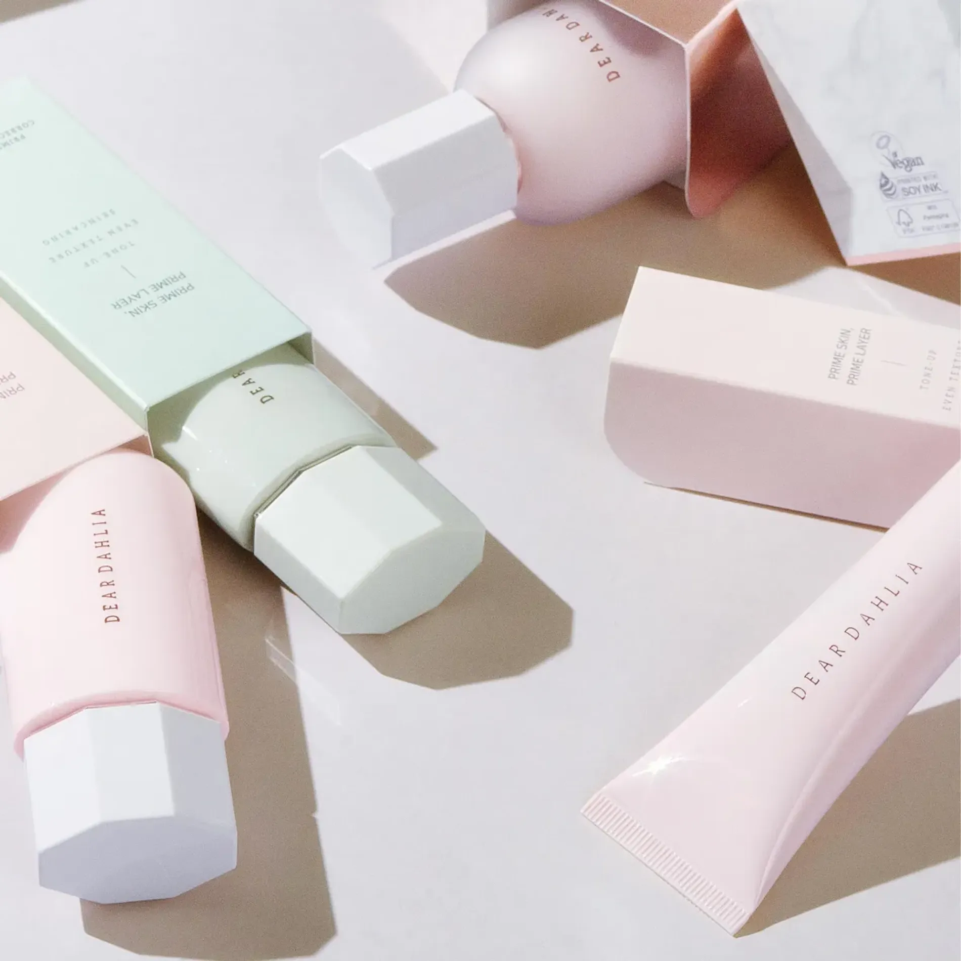 sua-chong-nang-thuan-chay-dear-dahlia-cap-am-sun-breeze-hydro-sun-lotion-sunscreen-spf50-pa-50ml-5