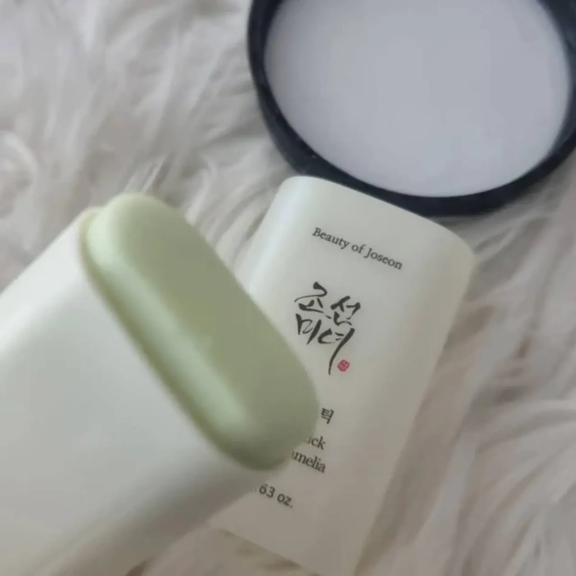 sap-chong-nang-beauty-of-joseon-chong-lao-hoa-matte-sun-stick-13