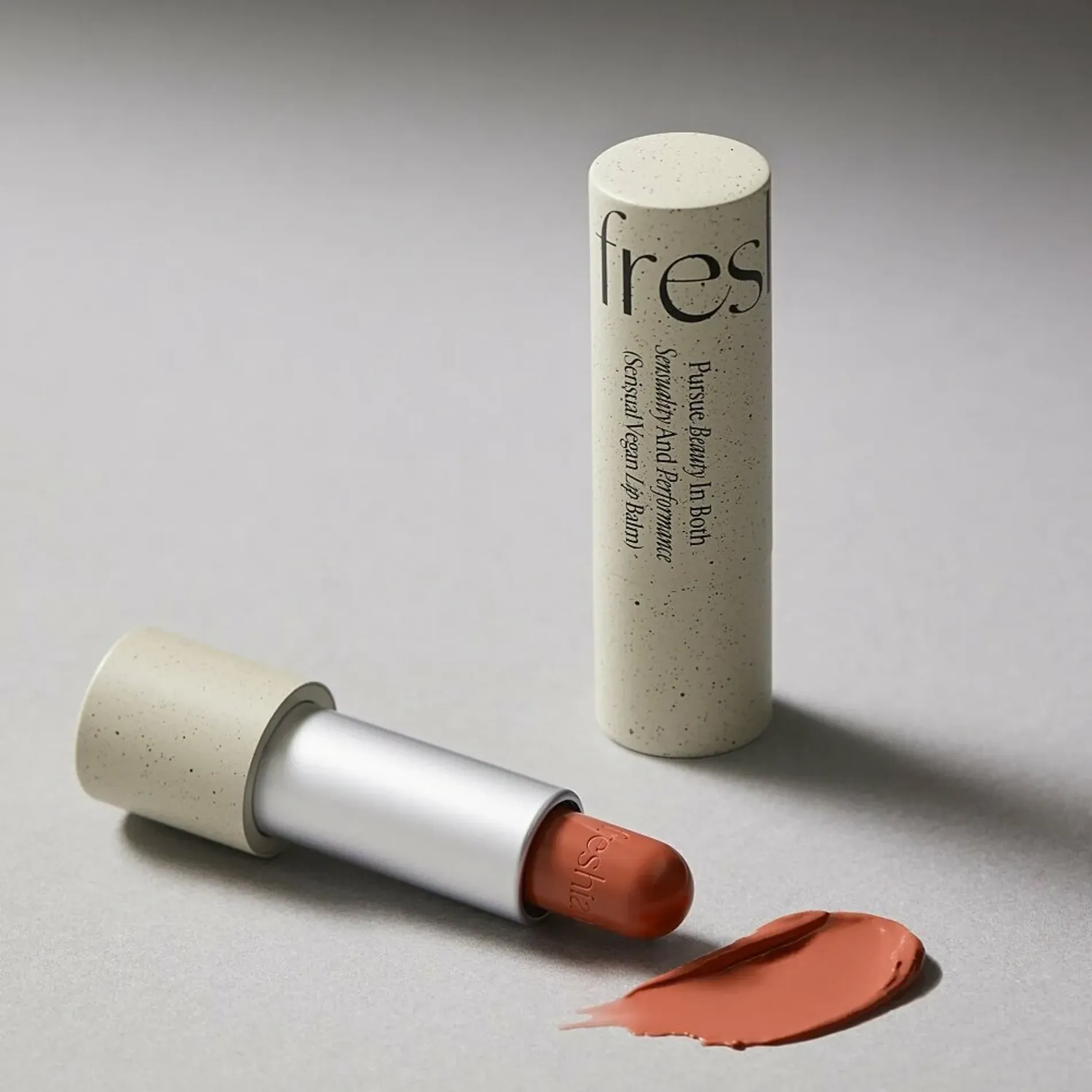 son-duong-thuan-chay-freshian-lam-mem-moi-sensual-vegan-lip-balm-33g-1