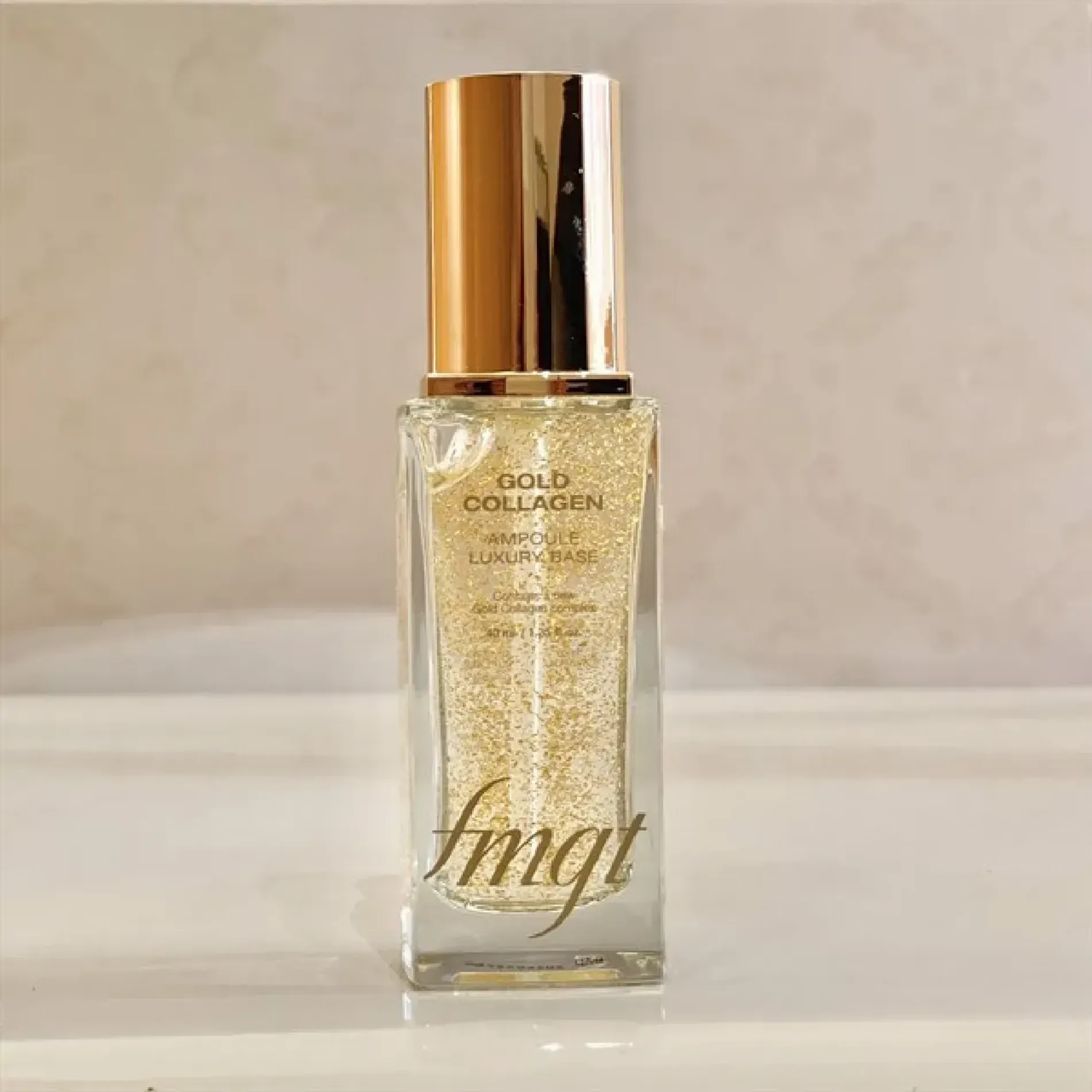 kem-lot-trang-diem-the-face-shop-gold-collagen-luxury-base-40ml-6