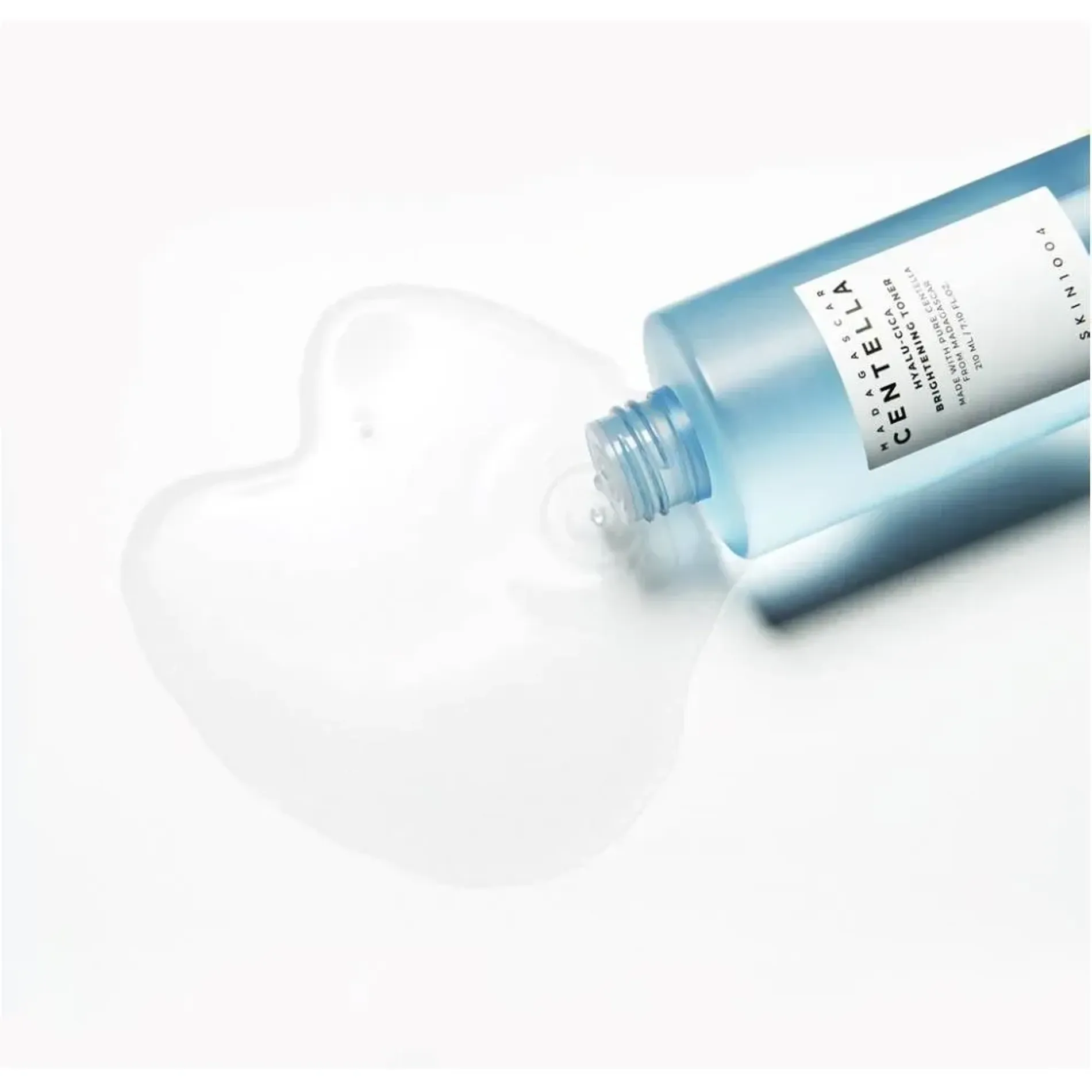 nuoc-hoa-hong-duong-am-va-sang-da-skin1004-madagascar-centella-hyalu-cica-brightening-toner-210ml-4