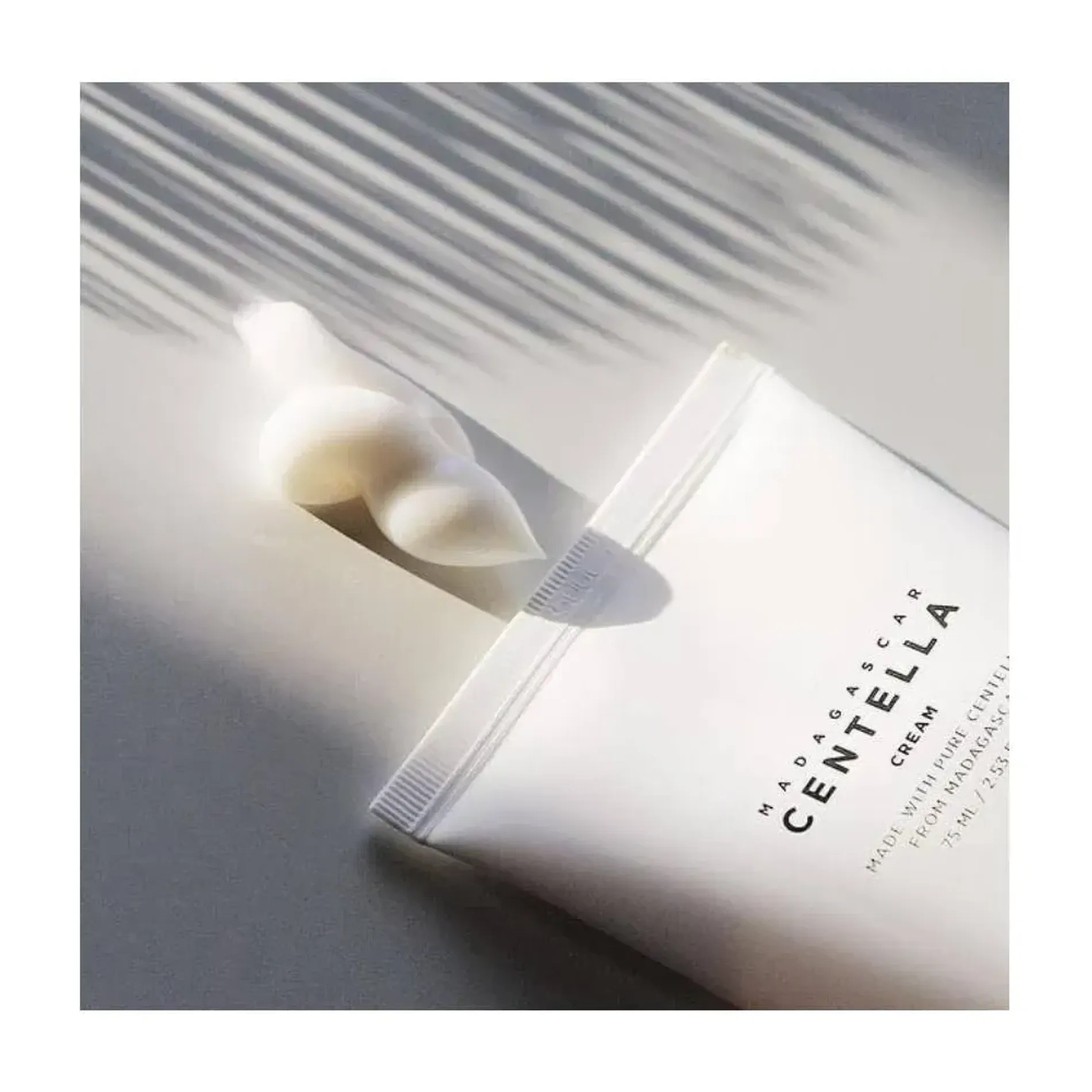 kem-duong-am-cho-da-nhay-cam-skin1004-madagascar-centella-cream-75ml-2
