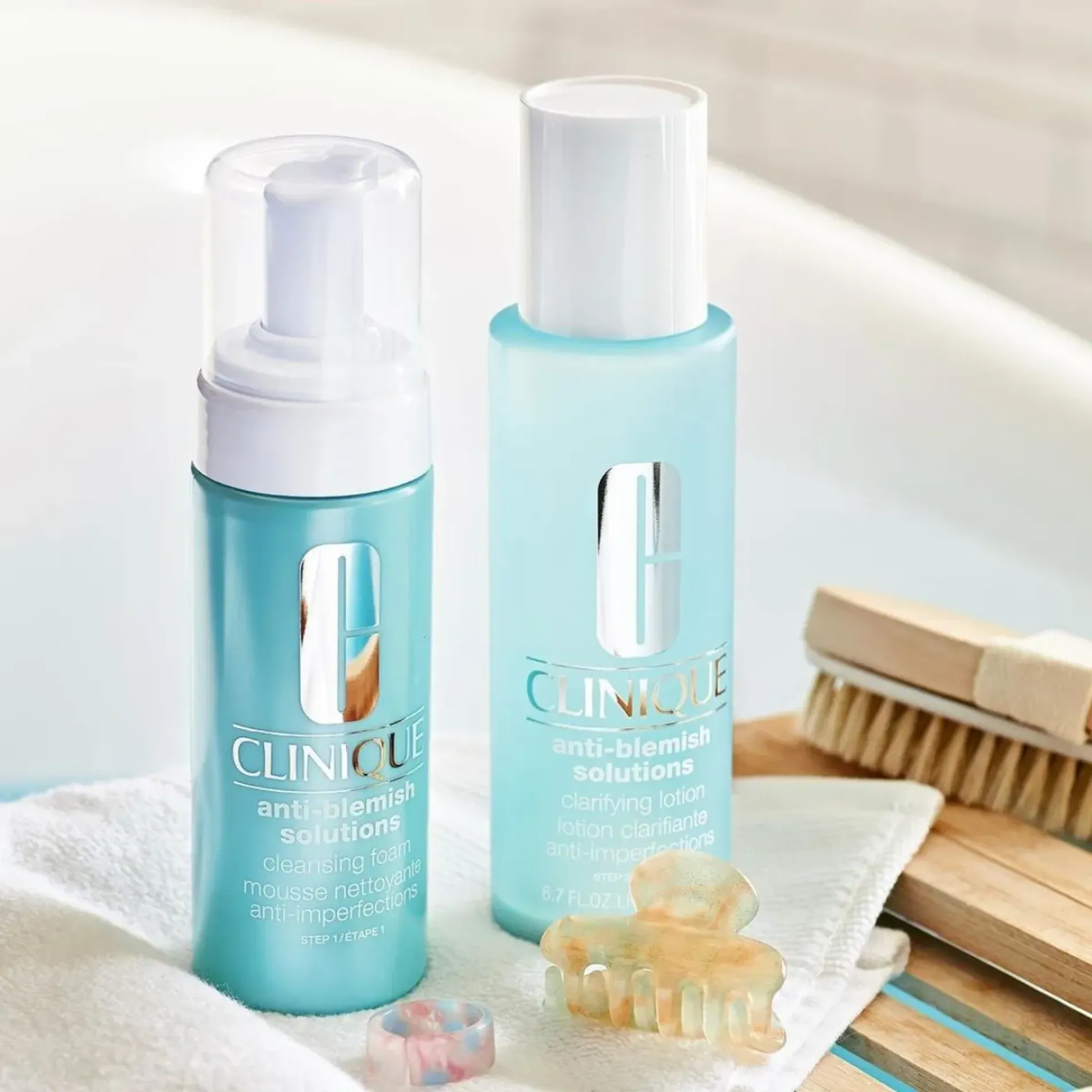 nuoc-thanh-tay-tri-mun-clinique-anti-blemish-solutions-clarifying-lotion-200ml-3