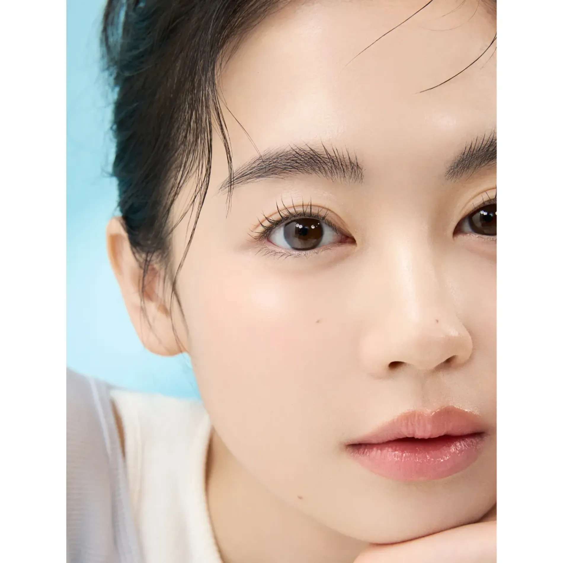 nuoc-can-bang-goodal-lam-diu-va-duong-am-houttuynia-cordata-hyaluron-soothing-toner-350ml-8