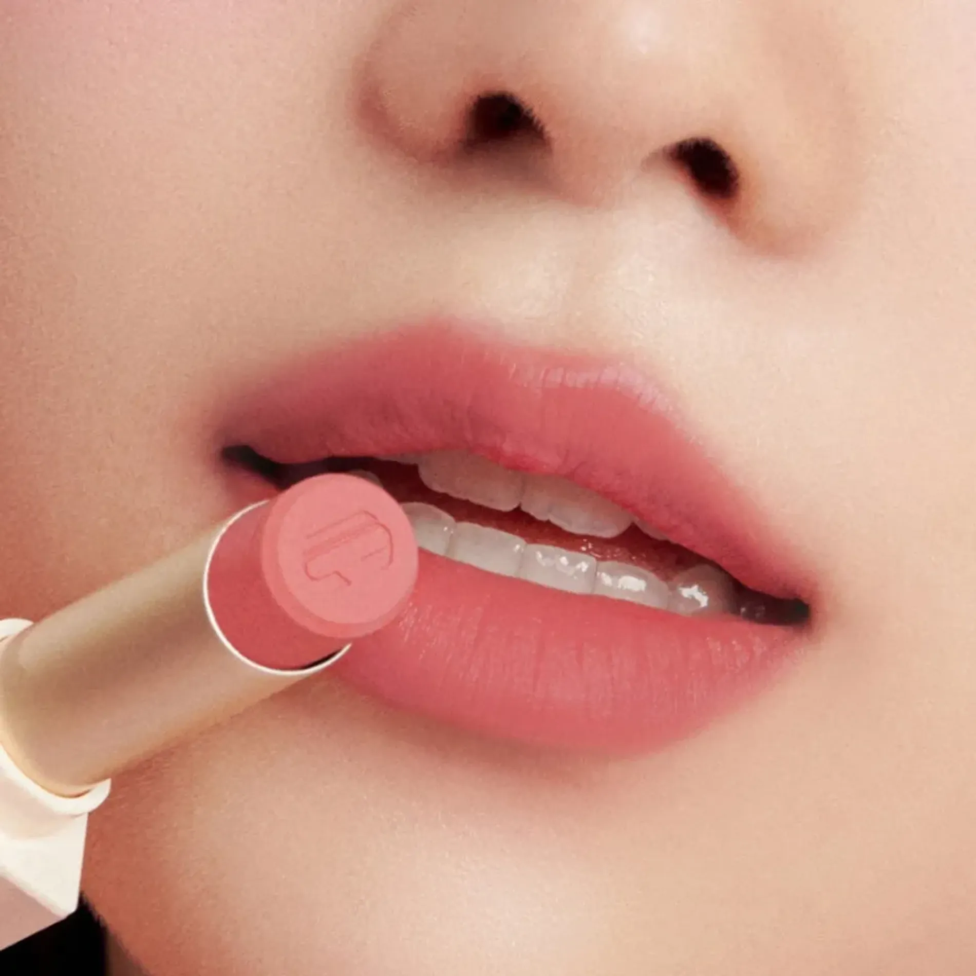 son-thoi-hieu-ung-mo-clio-chiffon-mood-lip-5