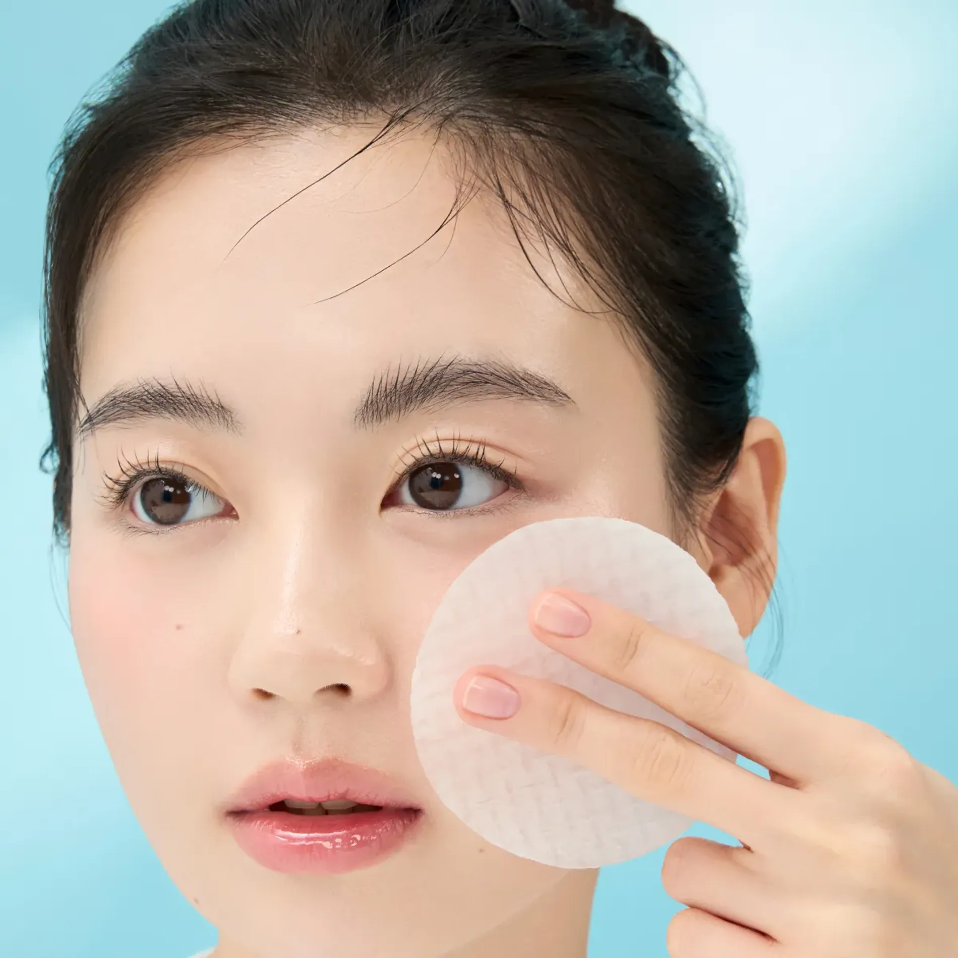 pad-tay-te-bao-chet-goodal-cap-am-houttuynia-cordata-hyaluron-soothing-clear-pad-70-mieng-9