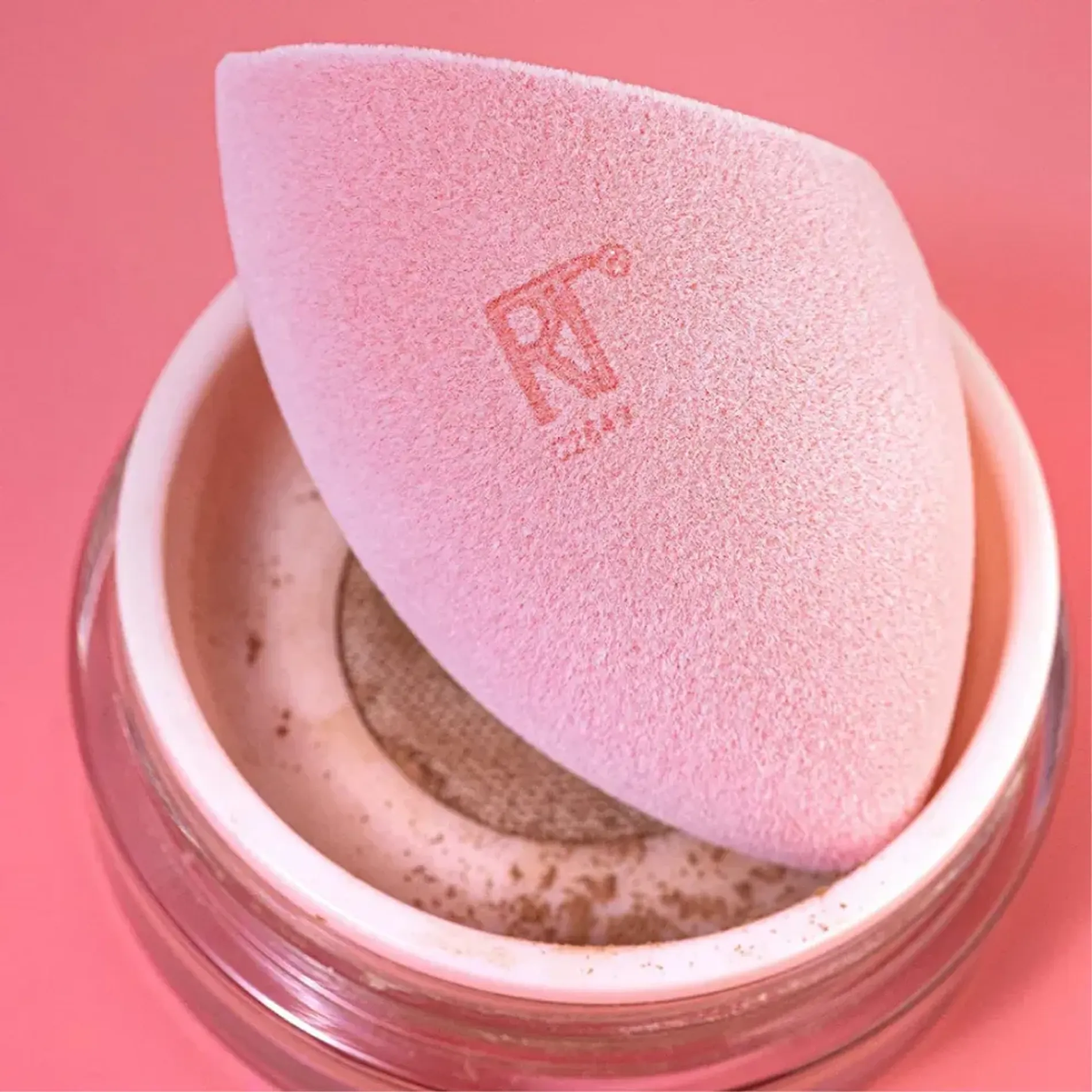 bong-mut-trang-diem-real-techniques-miracle-powder-sponge-1pc-3