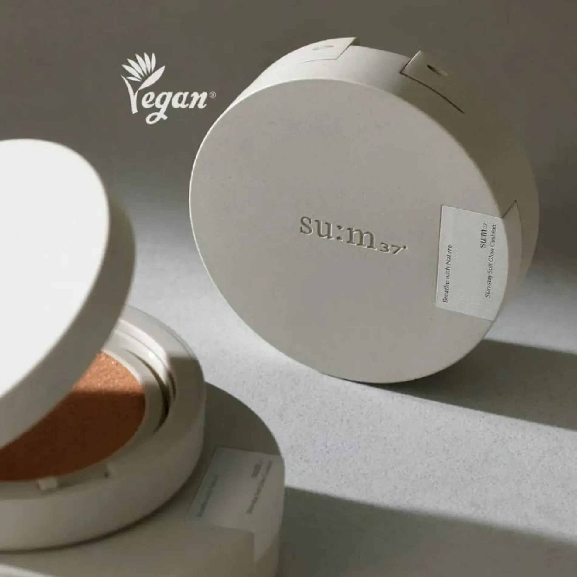 phan-nuoc-sum-37-chong-nang-skin-stay-soft-glow-cushion-spf50pa-13g-1