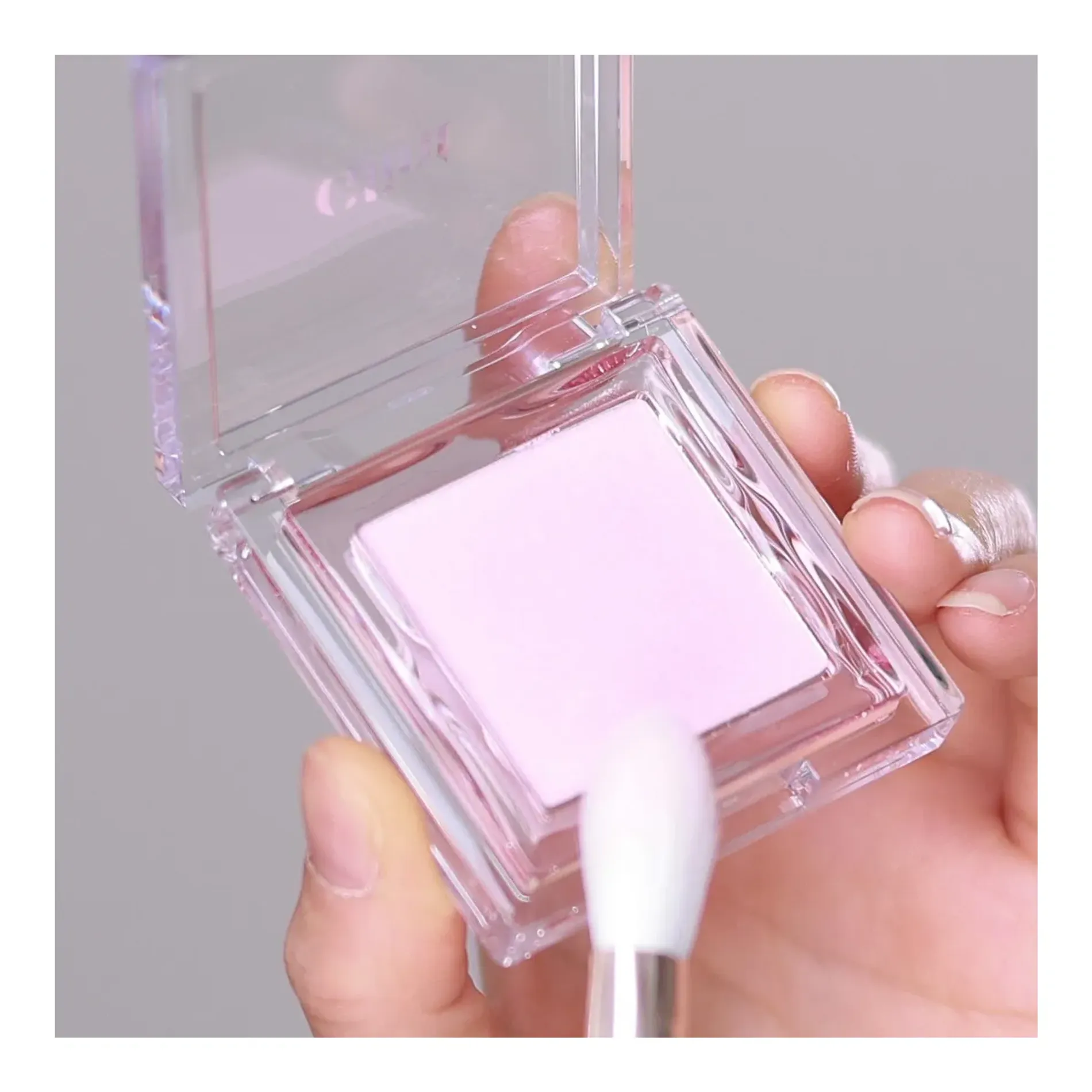 phan-ma-hong-glint-baked-blush-24g-2